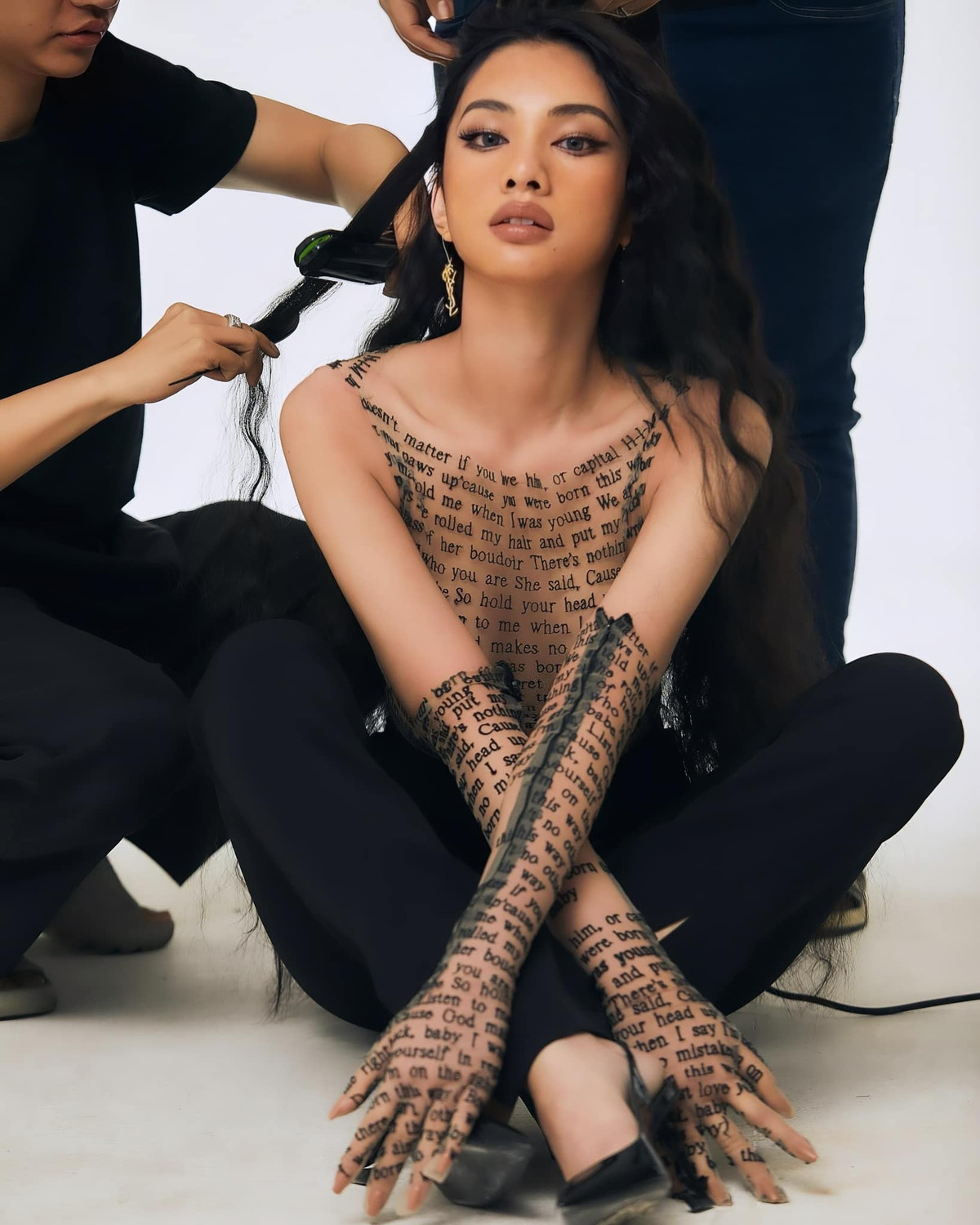 Cẩm Đan khẳng định cả hai chỉ là bạn bè thân thiết. Sau một thời gian, tin đồn dần lắng xuống và người đẹp Cẩm Đan tập trung phát triển sự nghiệp.