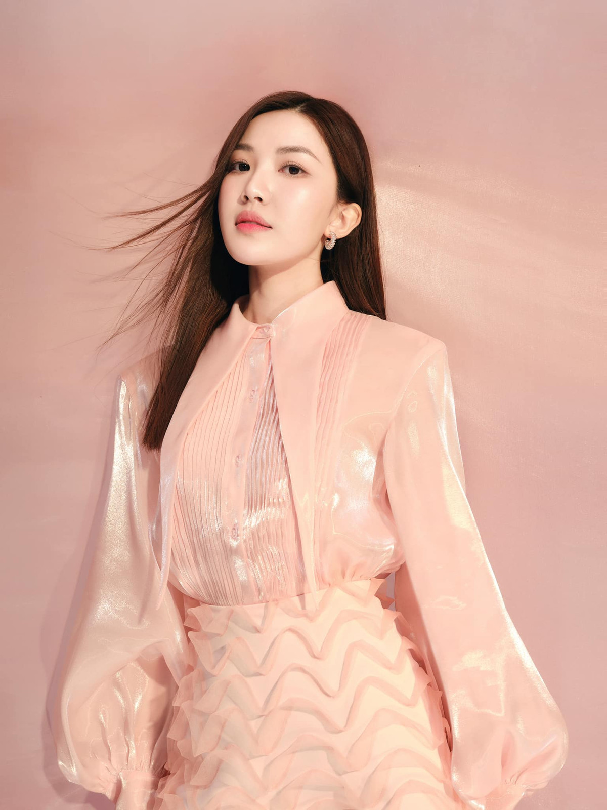 Vẻ đẹp dịu dàng của diễn viên Lương Thanh.