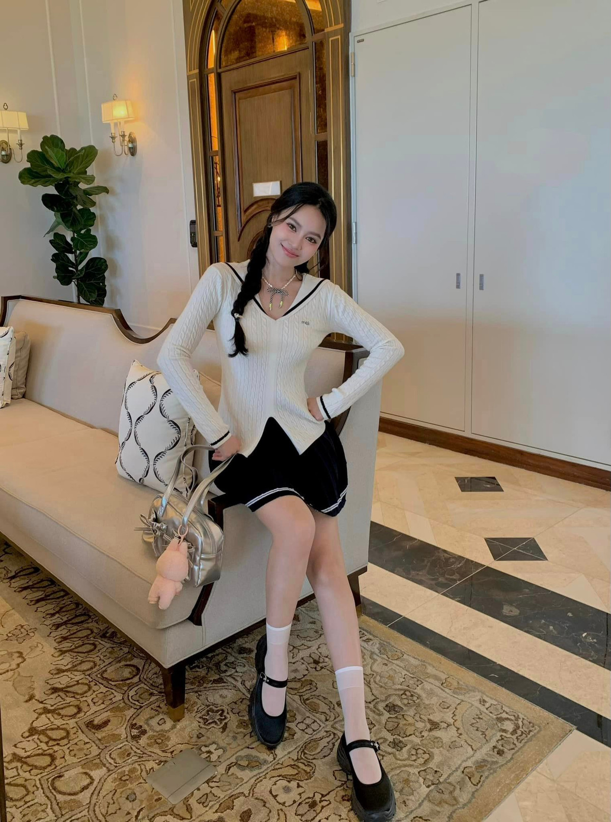 Ninh Dương Lan Ngọc diện style như nữ sinh. Ảnh: FB Ninh Dương Lan Ngọc