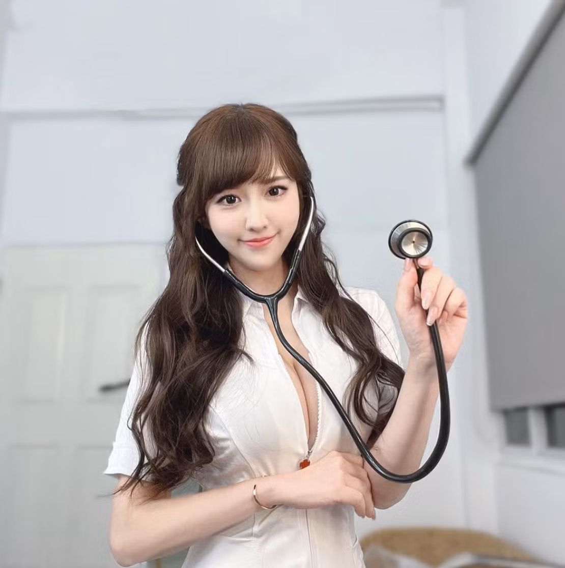 Hot girl thu hút gần 500 nghìn người theo dõi trên mạng xã hội Instagram.