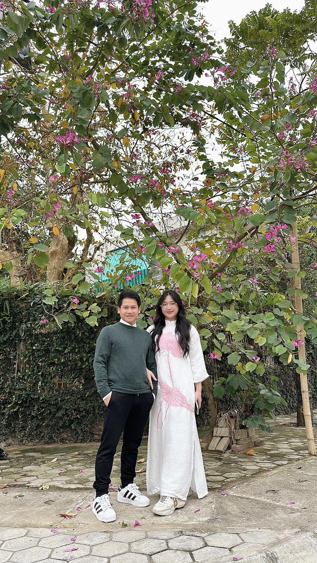 Từ nhỏ, con gái Trọng Tấn đã có năng khiếu nghệ thuật và đã đạt nhiều thành tích nổi bật. Ảnh: FBNV