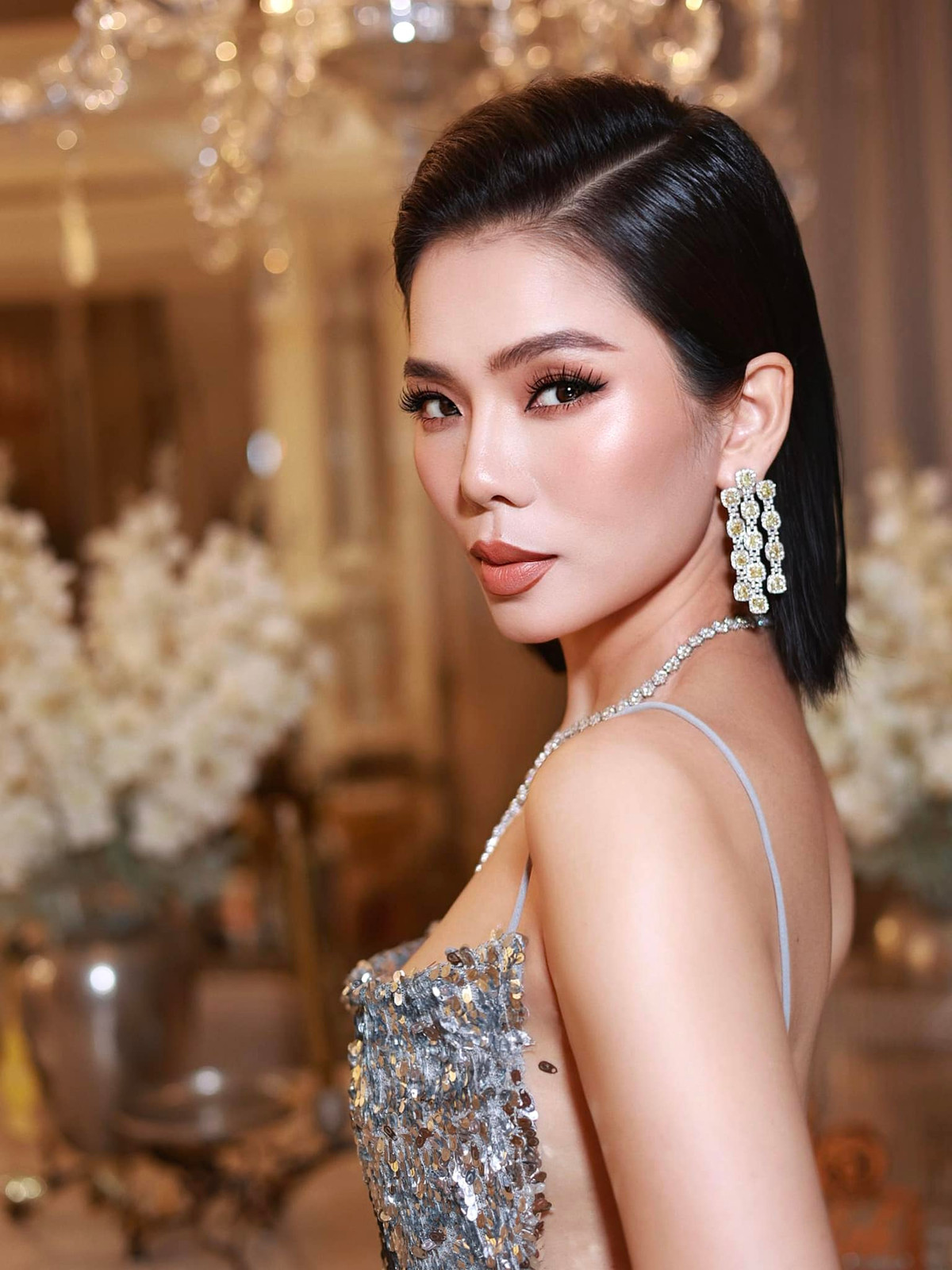 Ca sĩ Lệ Quyên viết: "Em chưa bao giờ quên đi mất rằng mình là ai". Ảnh: FB Lệ Quyên