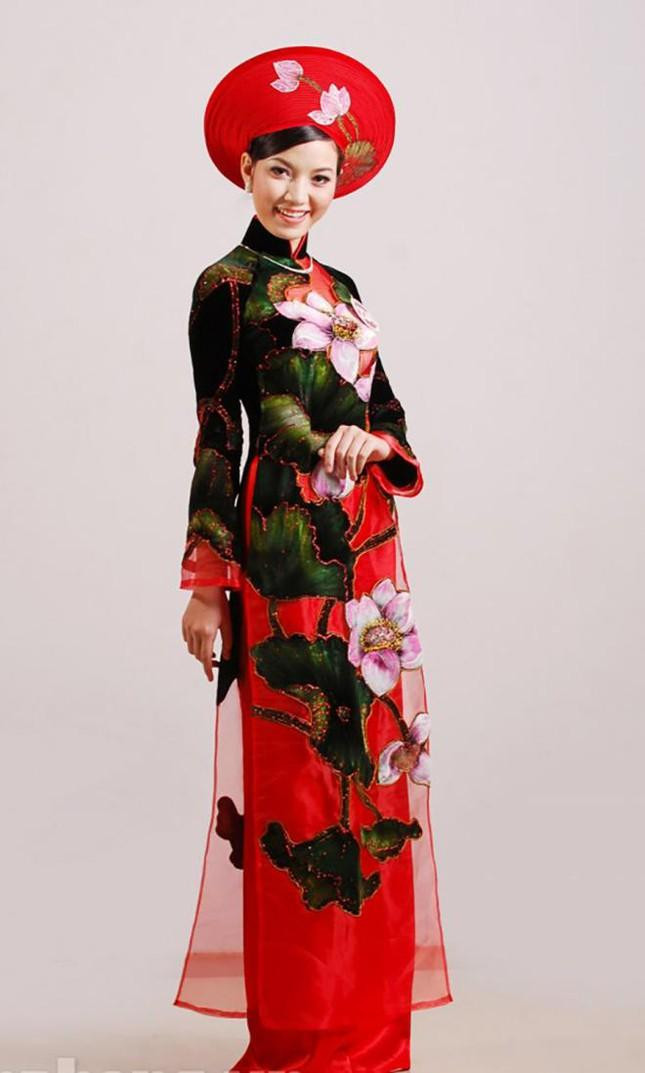 Dù không đăng quang ngôi vị cao nhất, Hồng Nhung vẫn được đánh giá là một trong những thí sinh tiềm năng và được yêu thích nhất của cuộc thi. Ảnh: Báo Phụ nữ Thủ đô