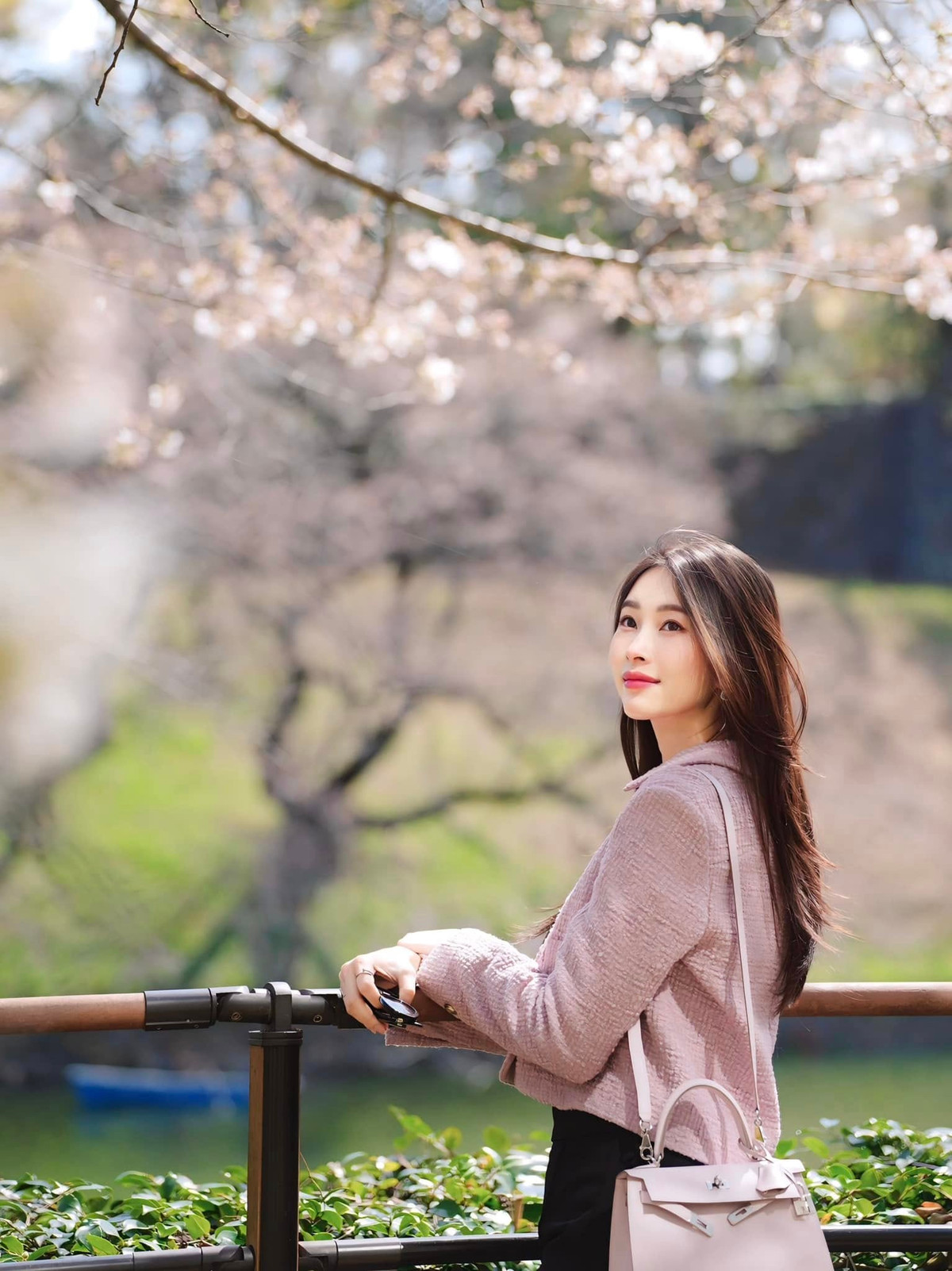 Hoa hậu Việt Nam 2012 ghi điểm tuyệt đối với nhan sắc không góc chết cùng thần thái nhẹ nhàng, thanh thoát. Ảnh: FB Dang Thu Thao