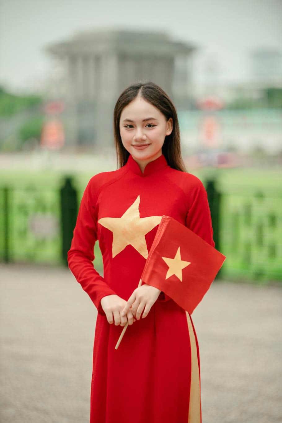 Cô bé theo đuổi hình tượng ngọt ngào, nữ tính và không ép bản thân mặc đồ quá gợi cảm, quyến rũ. Ảnh: FB Hồng Nhung