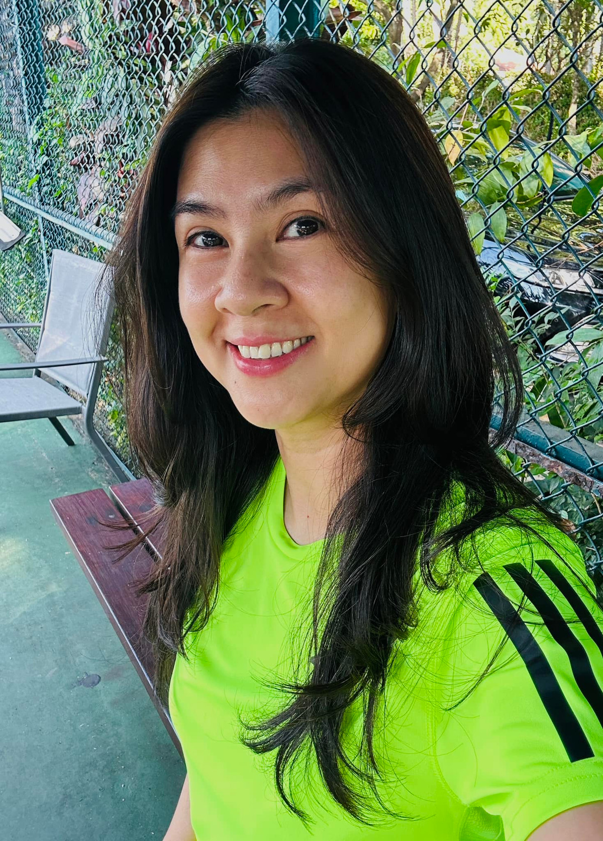 Tuy nhiên, cuộc sống hạnh phúc, giàu sang của Kim Thư và Phước Sang không kéo dài. Biến cố ập đến khi Phước Sang làm ăn thua lỗ, nợ nần chồng chất. Kim Thư dẫn hai con rời đi với hai bàn tay trắng. Thời điểm đó, cô bị dư luận chỉ trích nặng nề. Ảnh: FBNV