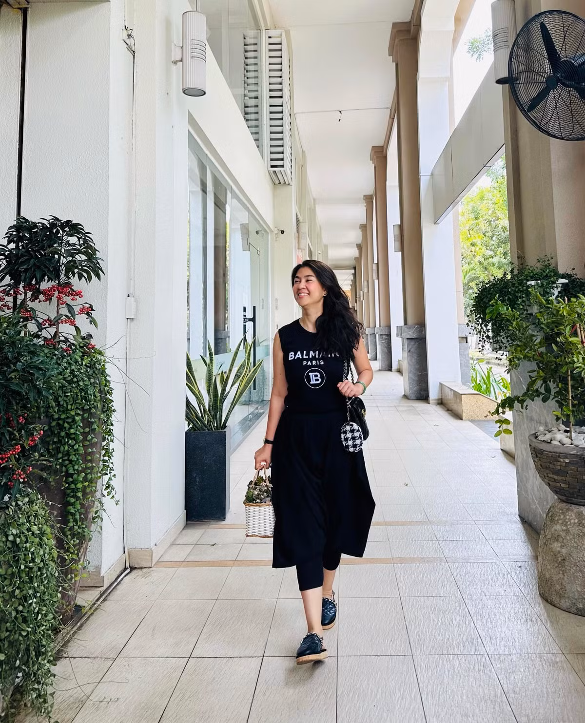 Trải qua nhiều biến cố trong cuộc sống Kim Thư vẫn giữ được vẻ đẹp "lão hóa ngược". Ảnh: FBNV