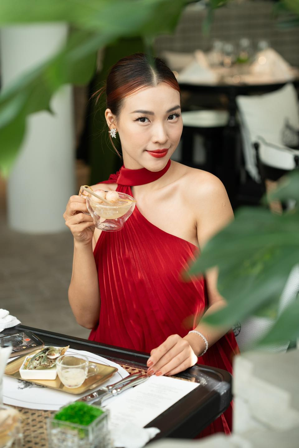 Hoàng Oanh hiện là bà mẹ đơn thân một con.