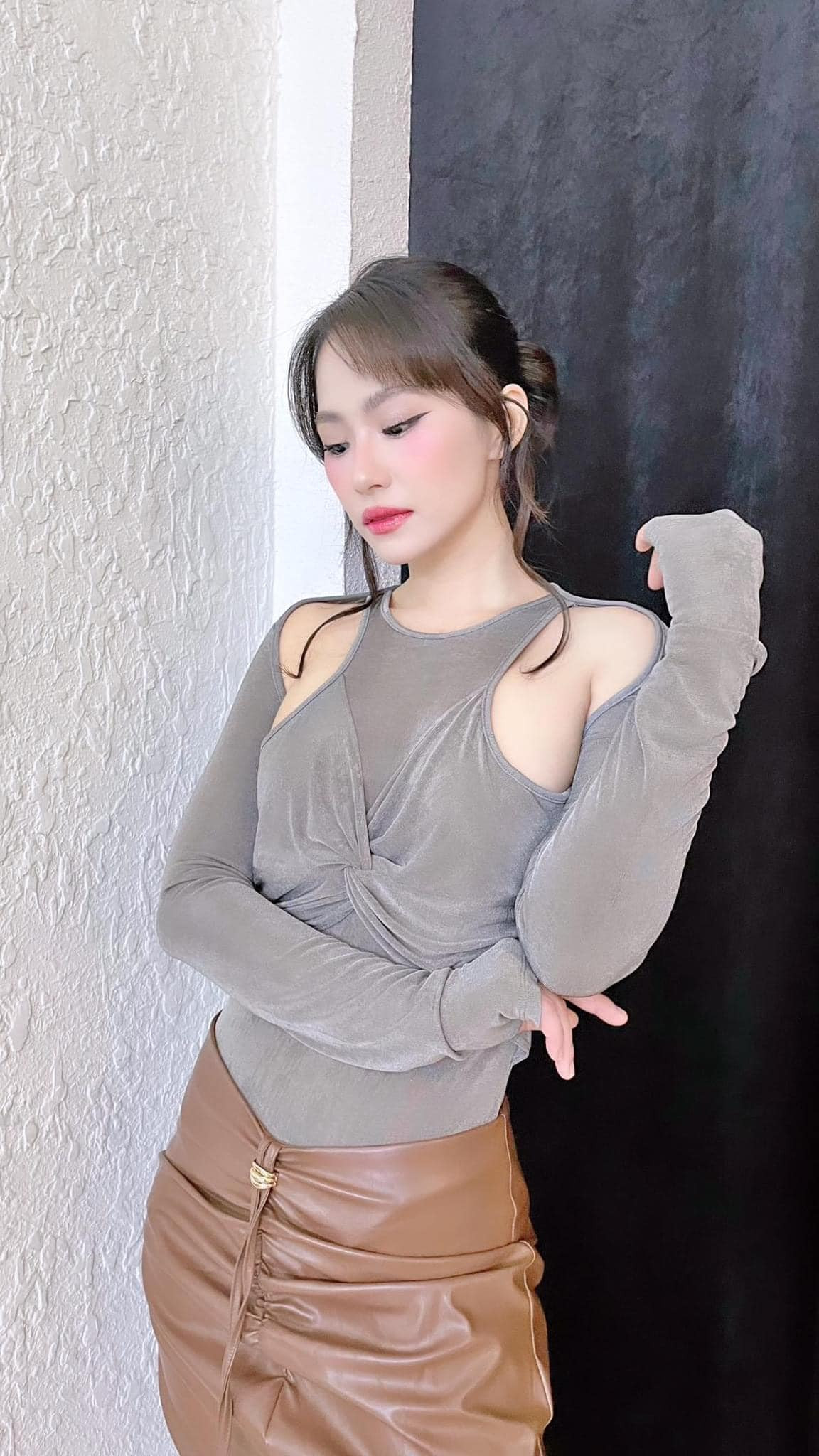 Sau thời gian im ắng, Lương Bích Hữu tích cực trở lại với nghệ thuật. Ảnh: FB LuongBichHuu