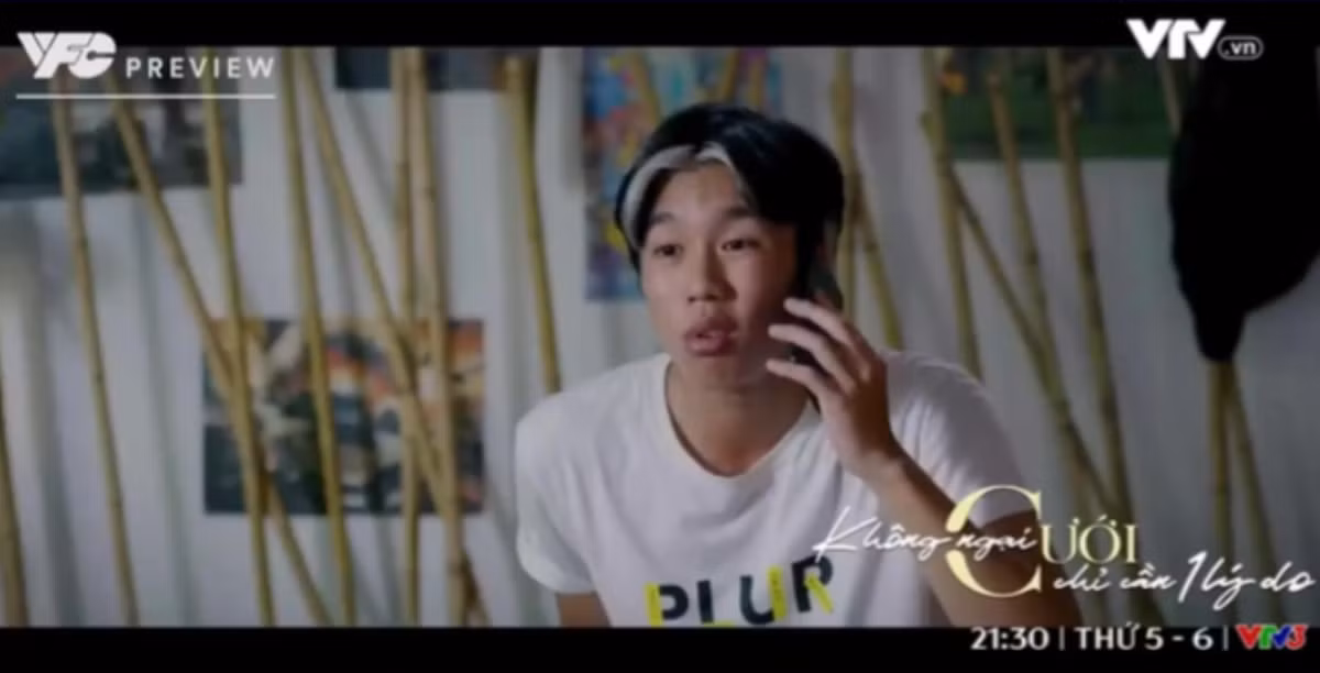 Để thể hiện khả năng diễn xuất đa dạng, Long Vũ hóa thân thành nhiều nhân vật với tính cách hoàn toàn khác. Ảnh: VTV