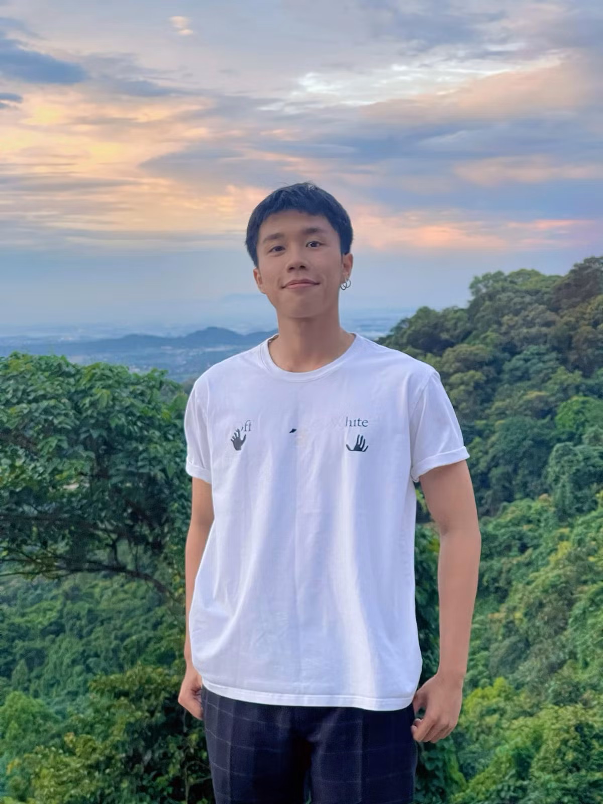 Sau hàng loạt vai phụ, thời gian qua con trai Vân Dung gây sốt khi vào vai Chải trong phim "Đi giữa trời rực rỡ". Ảnh: FB Nguyễn Vũ