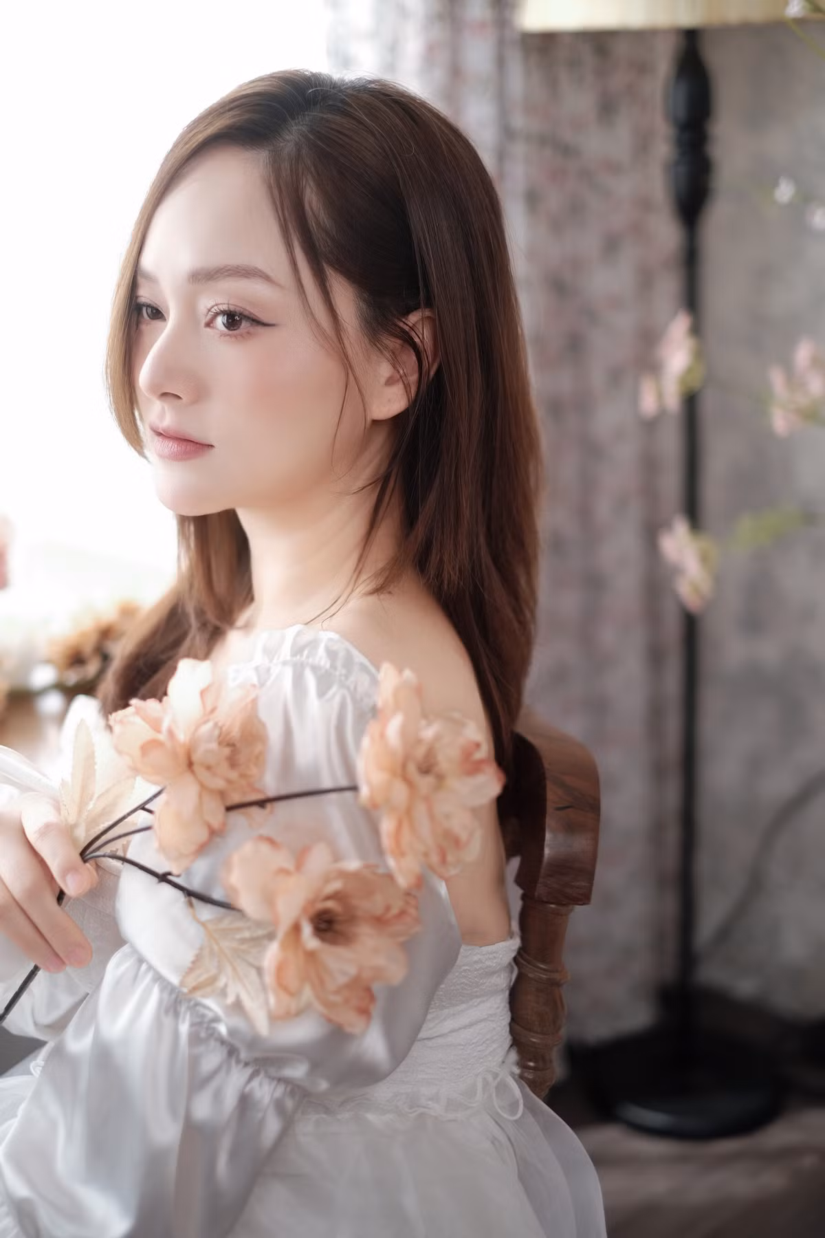 Sau hai tháng ở Đà Nẵng cùng ông xã David Duffy và hai con, Lan Phương thấy tràn đầy sức sống. Môi trường mới với khí hậu trong lành, thời tiết dễ chịu cùng cảm giác có chồng bên cạnh, được anh san sẻ việc chăm con, thấu hiểu tâm sự của phụ nữ sau sinh khiến tinh thần cô cũng trở nên phấn chấn, tích cực hơn.