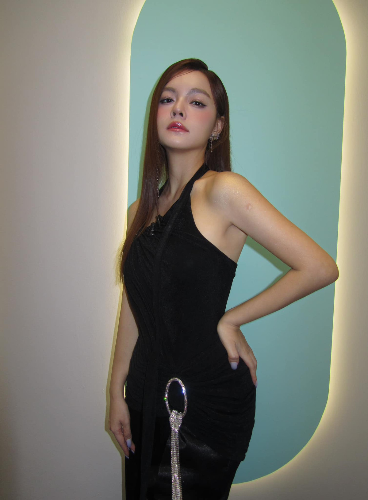 Ca sĩ Phạm Quỳnh Anh khoe tạo hình gợi cảm, đầy thần thái khi tham gia Chị đẹp đạp gió 2024. Ảnh: FB Phạm Quỳnh Anh