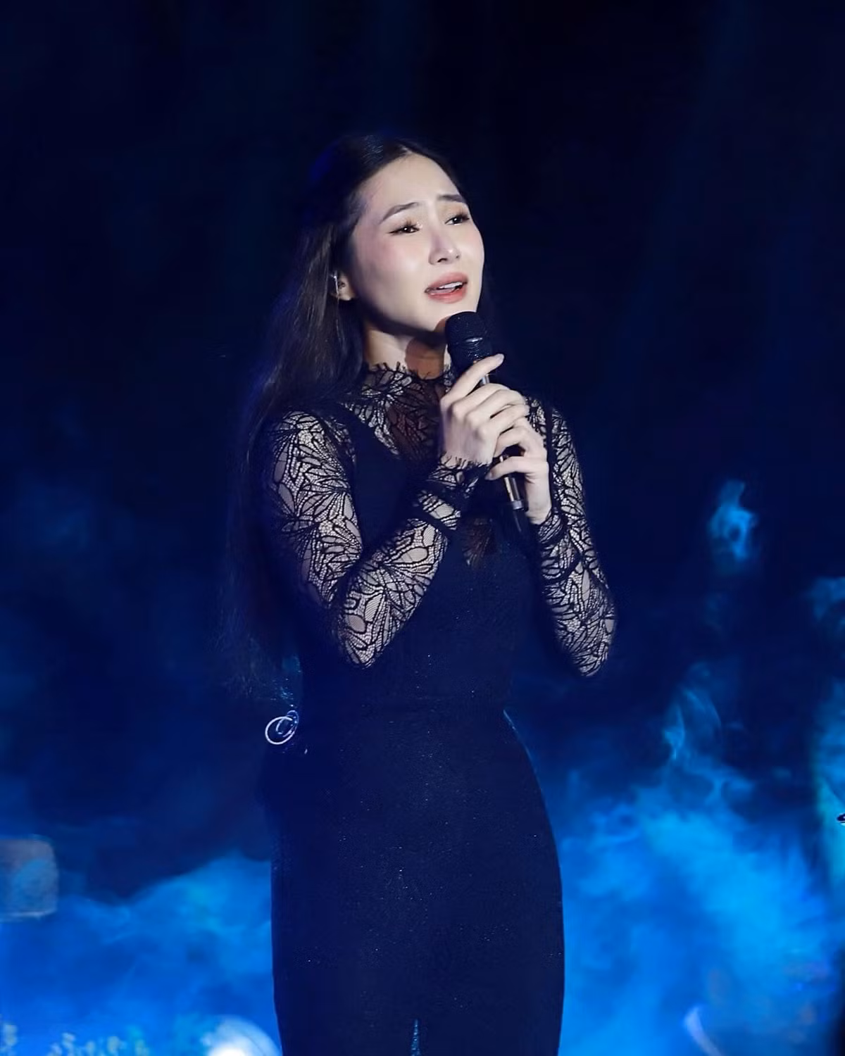 Mới đây, Hương Tràm đã gửi đơn đến Sở Thông tin - Truyền thông TP.HCM và Cơ quan Cảnh sát điều tra Công an thành phố Thủ Đức (TP.HCM) đề nghị xử lý các trang thông tin điện tử, tài khoản mạng xã hội vì có hành vi đưa thông tin sai sự thật cô sinh con.