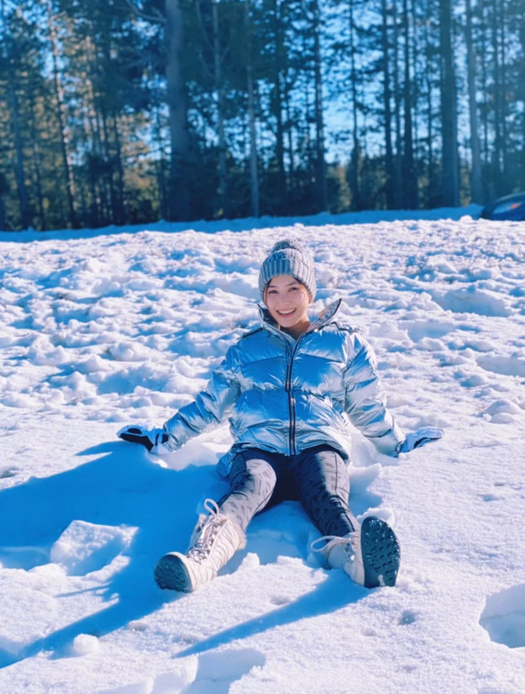 Trong một lần phỏng vấn với Báo Phụ nữ Thủ đô, Hương Tràm chia sẻ về những kỷ niệm đáng nhớ khi ở Mỹ, trong đó là giai đoạn cô sống một mình giữa dịch bệnh COVID-19 tại nơi đất khách quê người.