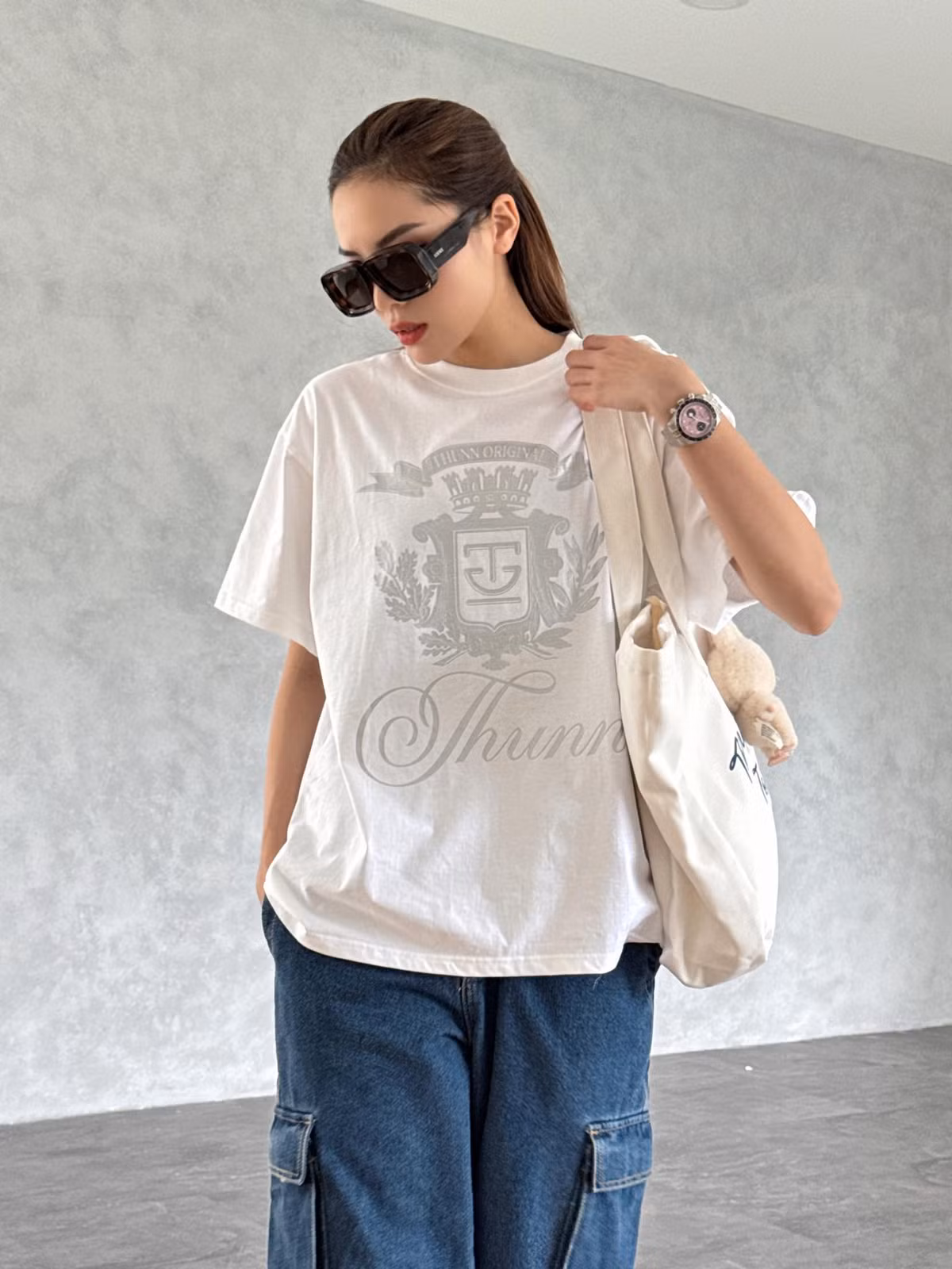 Hoa hậu Kỳ Duyên với outfit kín cổng cao tường. Ảnh: FB Nguyen Cao Ky Duyen