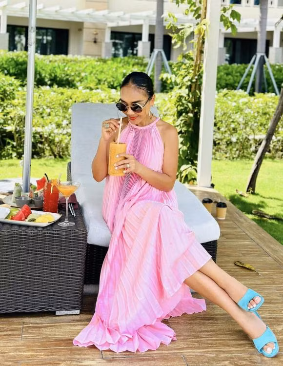 Đoan Trang thả dáng khi đến Đà Nẵng. Ảnh: Doan Trang