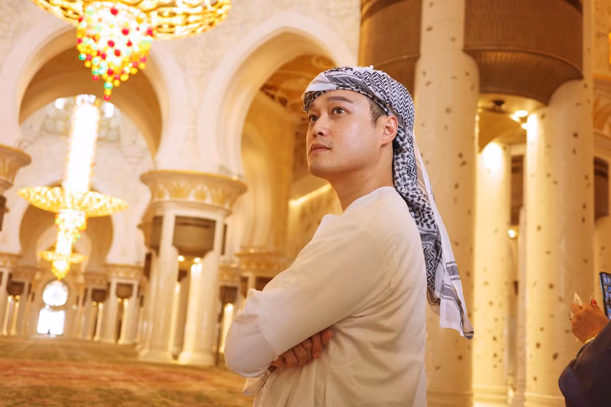 Ca sĩ Quang Vinh trầm trồ trước sự phát triển của Dubai khi trở lại mảnh đất này sau bốn năm. Ảnh: FB Quang Vinh