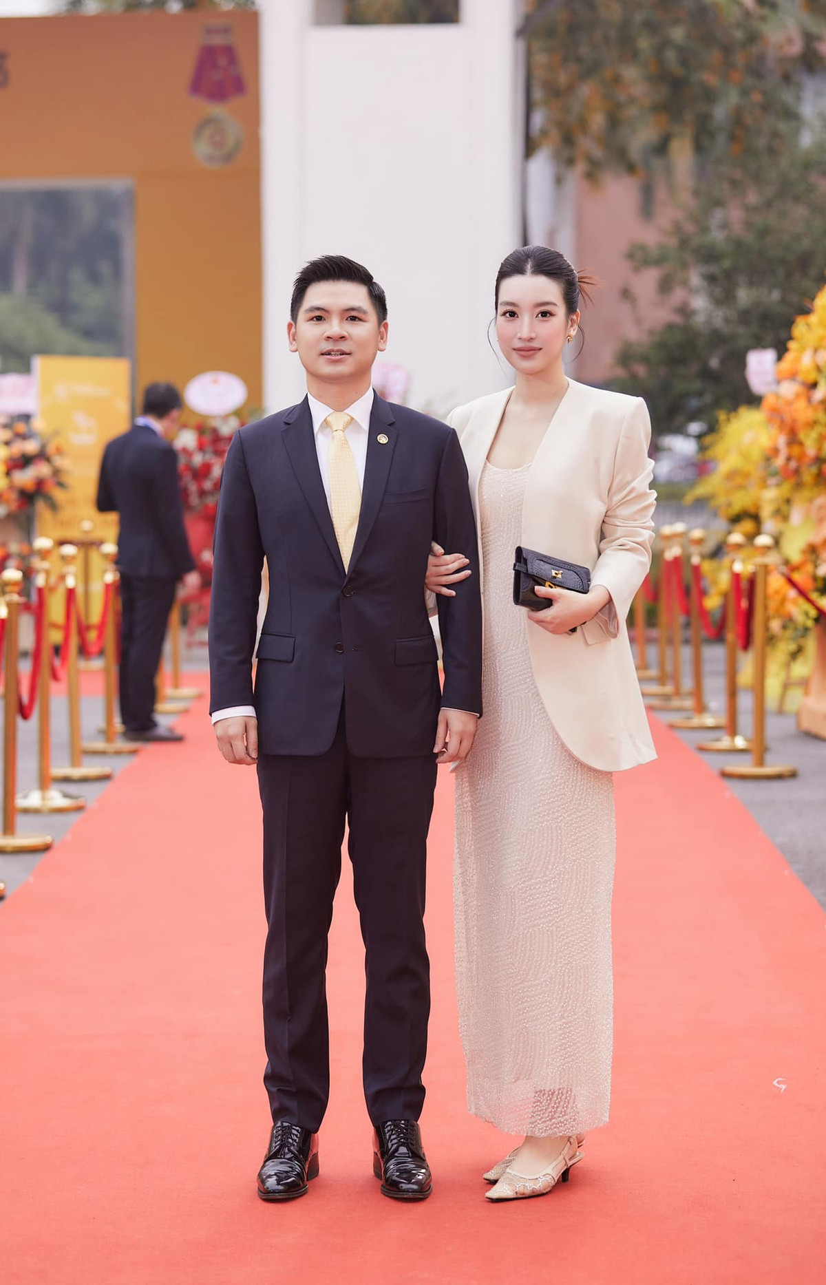 Hình ảnh Đỗ Mỹ Linh xuất hiện trong những căn biệt thự sang trọng, tại sự kiện hay những chuyến du lịch xa hoa khiến nhiều người ngưỡng mộ. Ảnh: FB My Linh Do