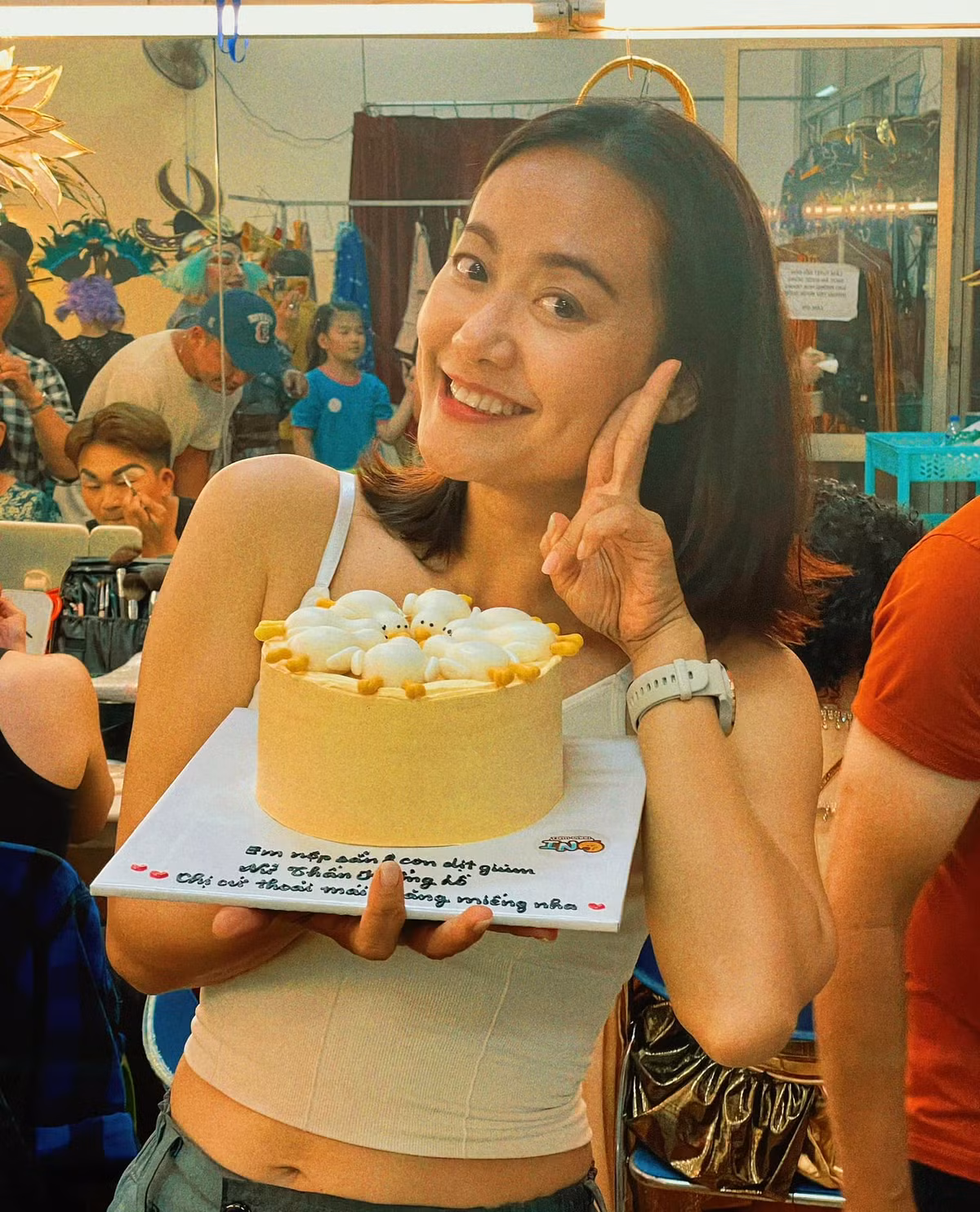 Hồng Ánh của hiện tại vẫn đẹp, quyến rũ. Ảnh: FB Phạm Thị Hồng Ánh