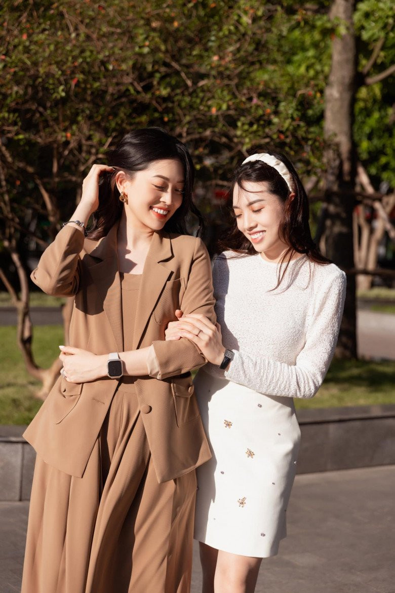 Trong khi Á hậu Bùi Phương Nga nổi tiếng với nhan sắc ngọt ngào, trong trẻo thì chị gái cô là Bùi An Vy lại mang vẻ đẹp sắc sảo, mặn mà hơn.