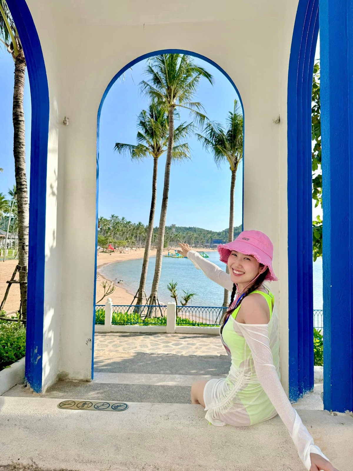 Diễn viên Thuý Ngân check in Phú Quốc. Ảnh: FB Lê Huỳnh Thuý Ngân