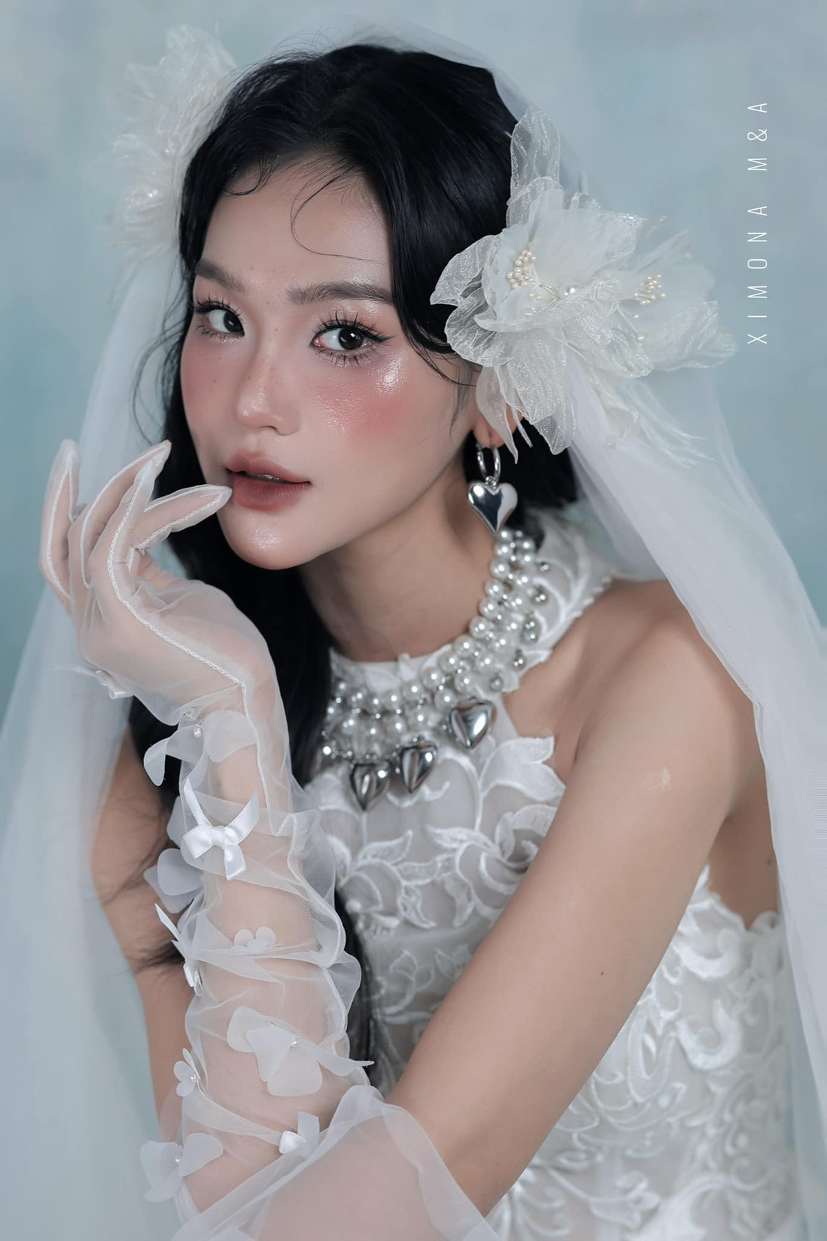 Nữ diễn viên Cù Thị Trà hoá thân thành cô dâu vô cùng xinh đẹp. Ảnh: FB Cù Thị Trà