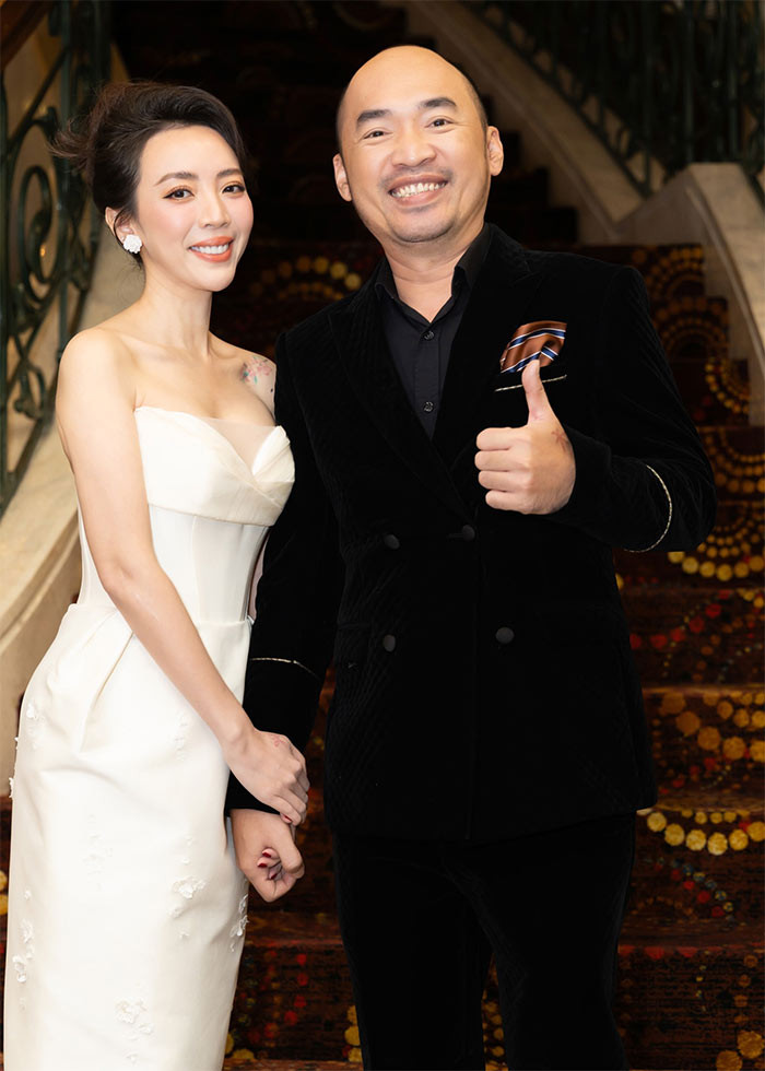 Không chỉ là diễn viên giỏi nghề Thu Trang còn rất giỏi tính toán, làm ăn kinh tế. Số tiền mà hai vợ chồng kiếm được, nữ diễn viên "Tiệc trăng máu" mua đất và kinh doanh nhà hàng, spa. Cặp đôi đang làm chủ hai nhà hàng sang trọng và một spa cao cấp ở TP.HCM.