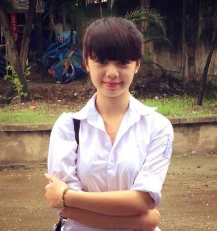 Khi còn là cô học sinh ở tuổi 18, đôi mươi, Quỳnh Kool sở hữu khuôn mặt tròn, ưa nhìn.