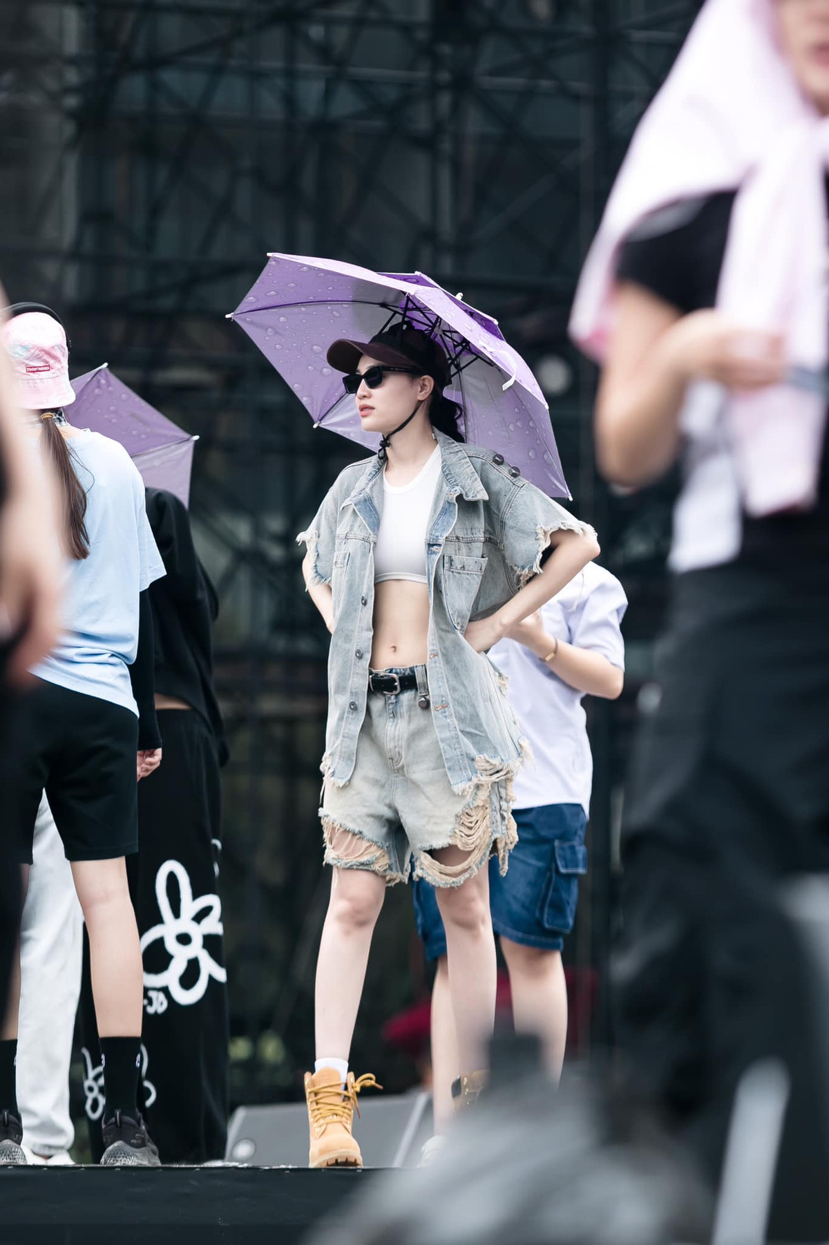 Diễn viên Ninh Dương Lan Ngọc chia sẻ hình ảnh hậu trường tập luyện. Ảnh: FB Ninh Dương Lan Ngọc