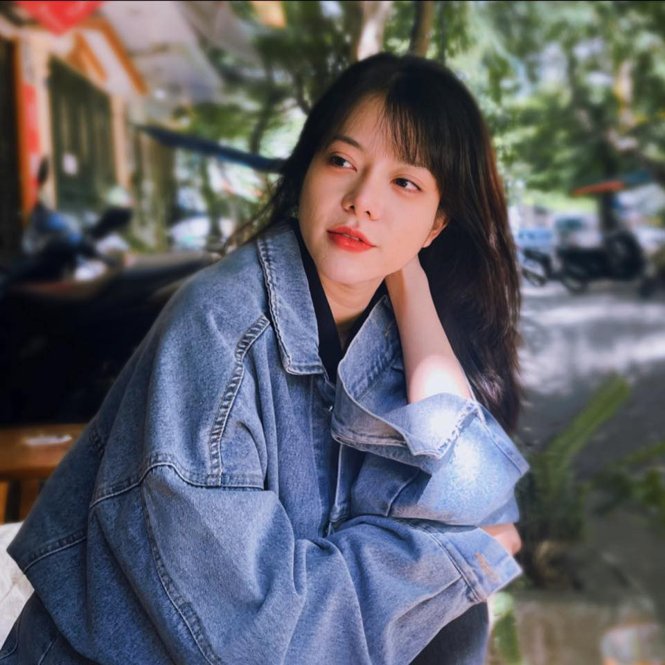 Con gái diễn viên Hoàng Yến sở hữu gương mặt ưa nhìn, vóc dáng gợi cảm.