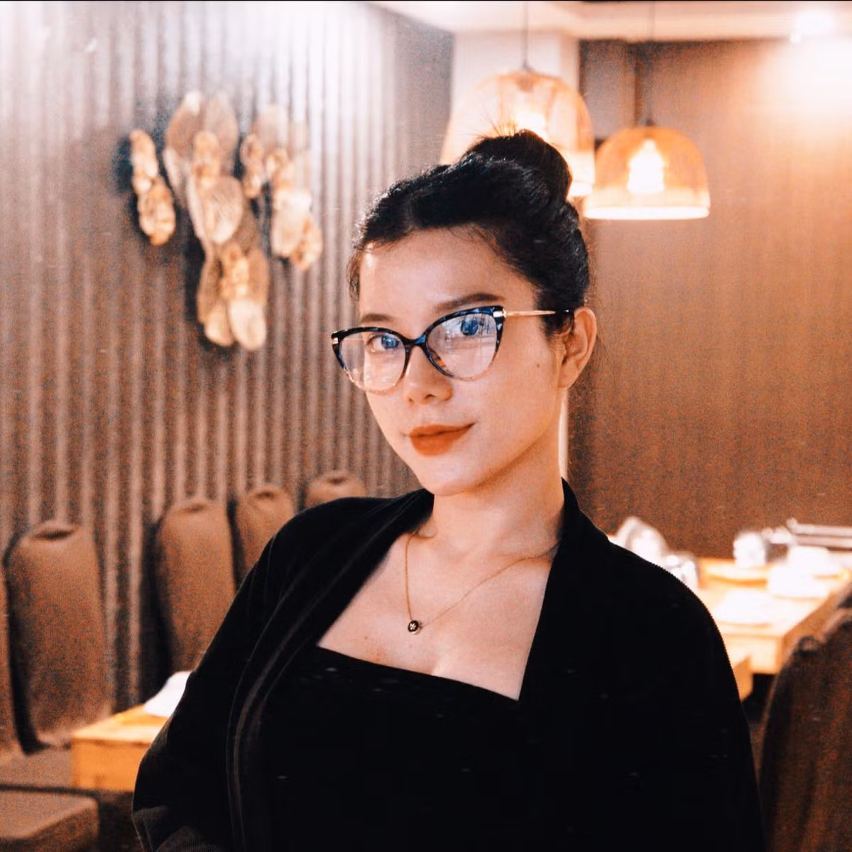 Yến My từng tham gia một số cuộc thi như Miss Teen 2011, Vietnam Idol 2012, The Voice 2017. Cô nàng cũng từng đóng phim: Những người độc thân vui vẻ, Những phóng viên vui nhộn, Chuyện chúng mình, Công dân tập thể.