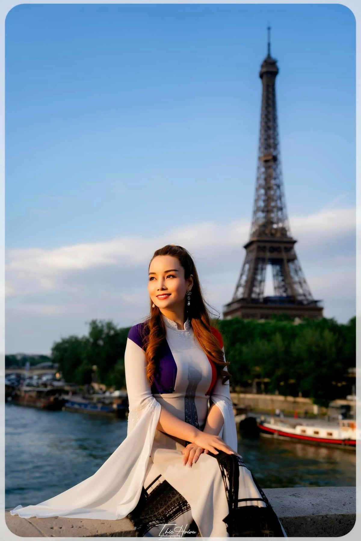 Mai Thu Huyền còn khiến nhiều người ngưỡng mộ bởi nhan sắc "đỉnh cao" dù đã ở tuổi 45.