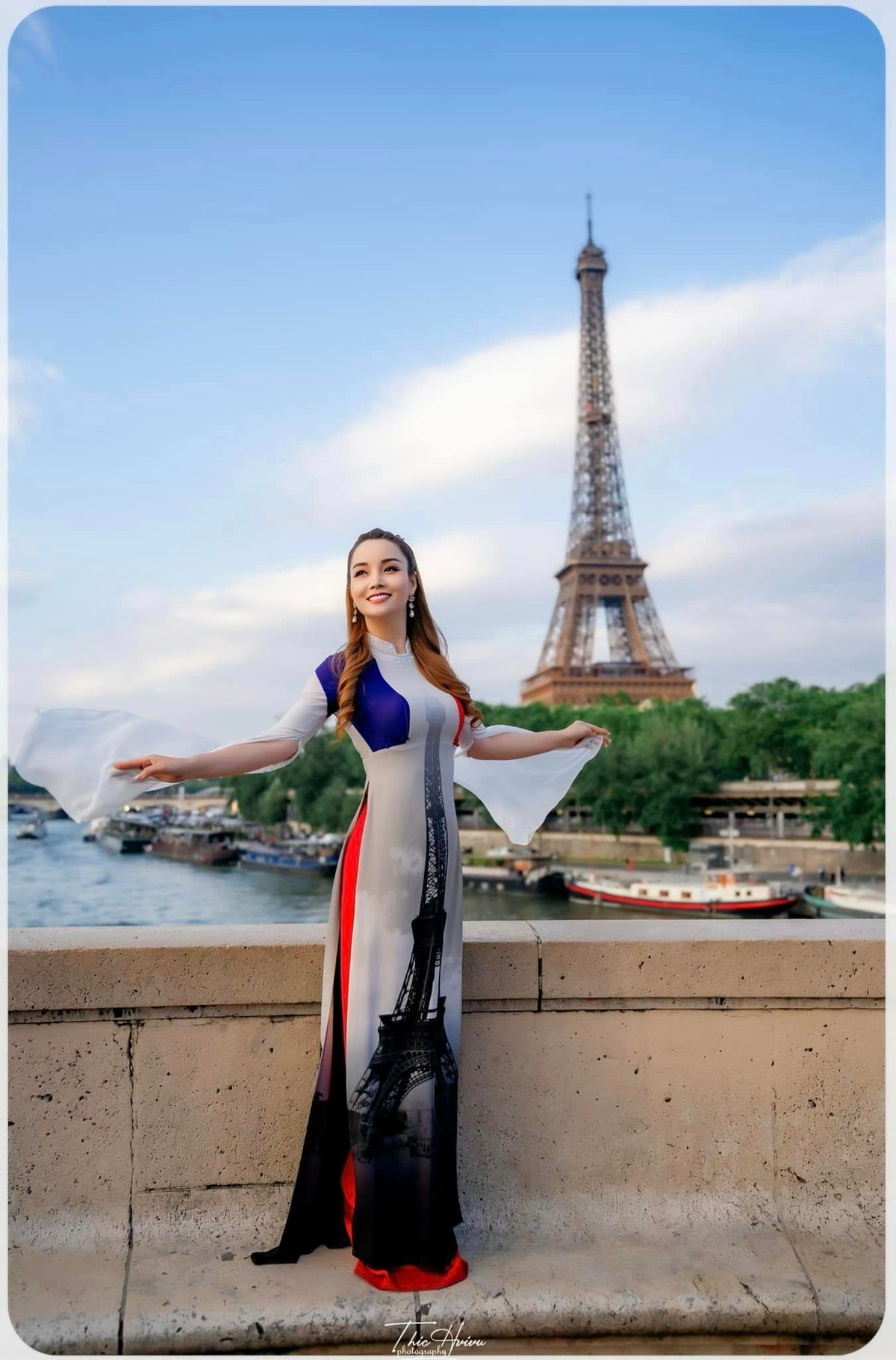 Sau hơn 20 năm diễn viên Mai Thu Huyền vẫn được khen ngợi vì vẻ ngoài trẻ đẹp cùng vóc dáng săn chắc, thanh mảnh.