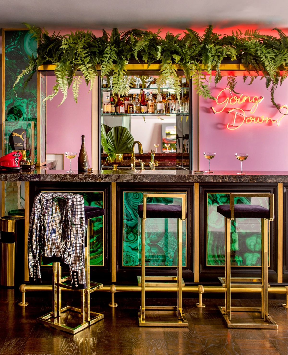 Căn biệt thự này thể hiện đầy đủ cá tính và con người của cựu thiên thần Victoria's secret.