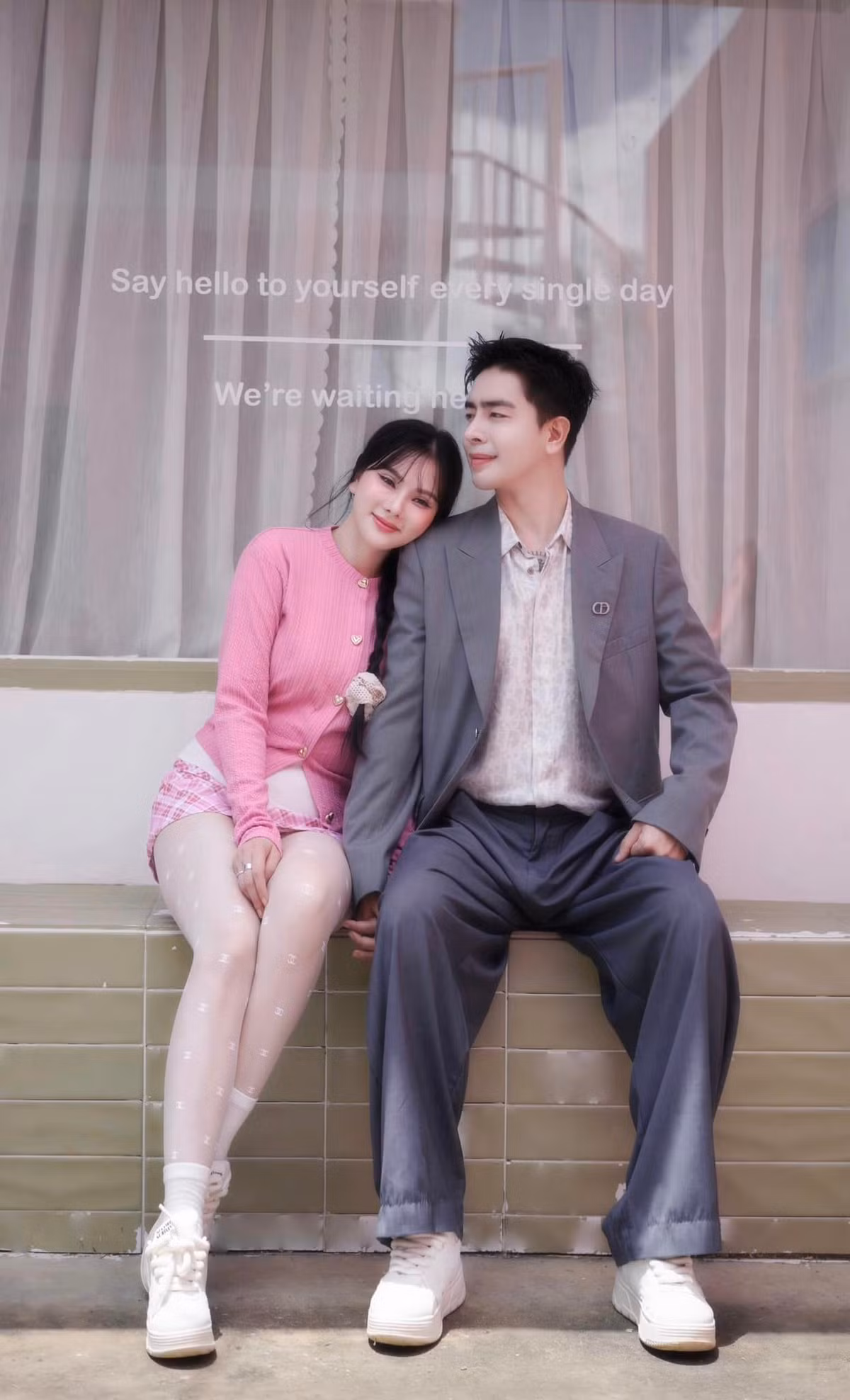 Ca sĩ Thu Thủy khoe bộ ảnh tình tứ bên chồng trẻ. Ảnh: FB Nguyễn Thu Thuỷ