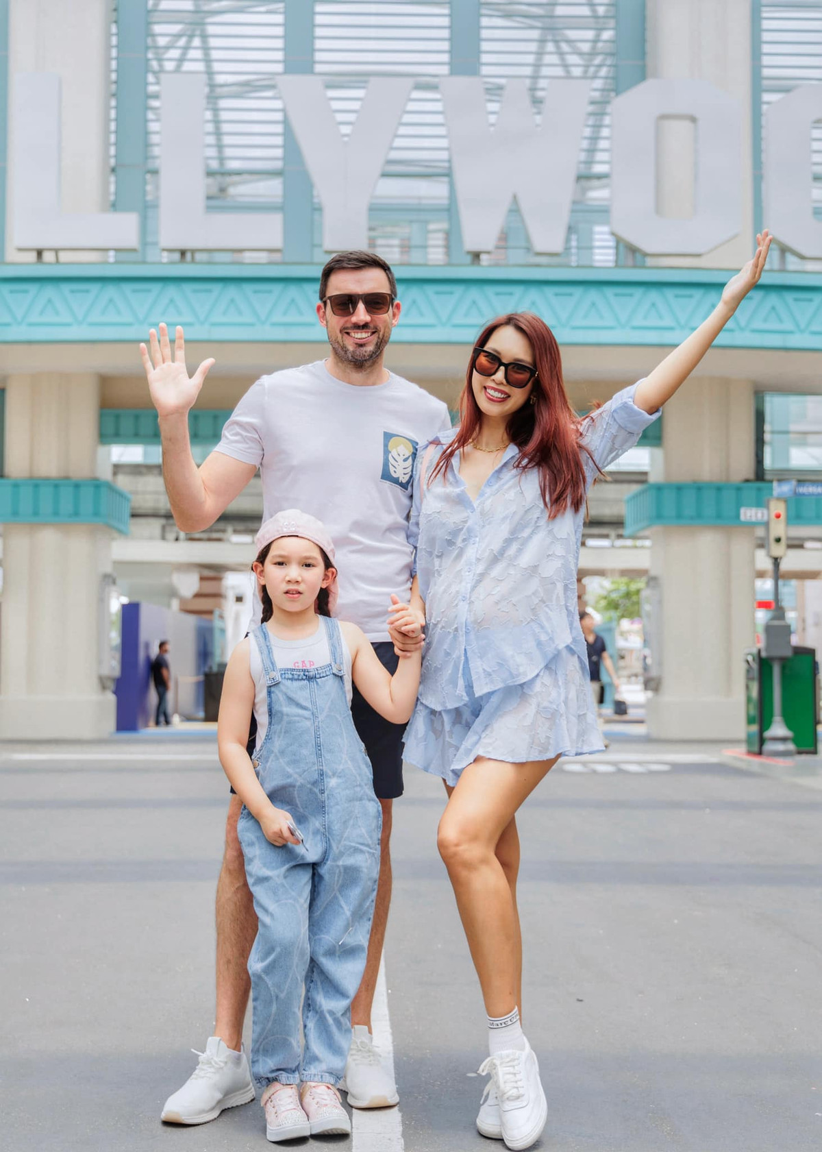 Ngay từ khi chào đời, con gái siêu mẫu Hà Anh đã nổi tiếng bởi vẻ ngoài lai Tây xinh xắn với đôi mắt to tròn, sống mũi cao.