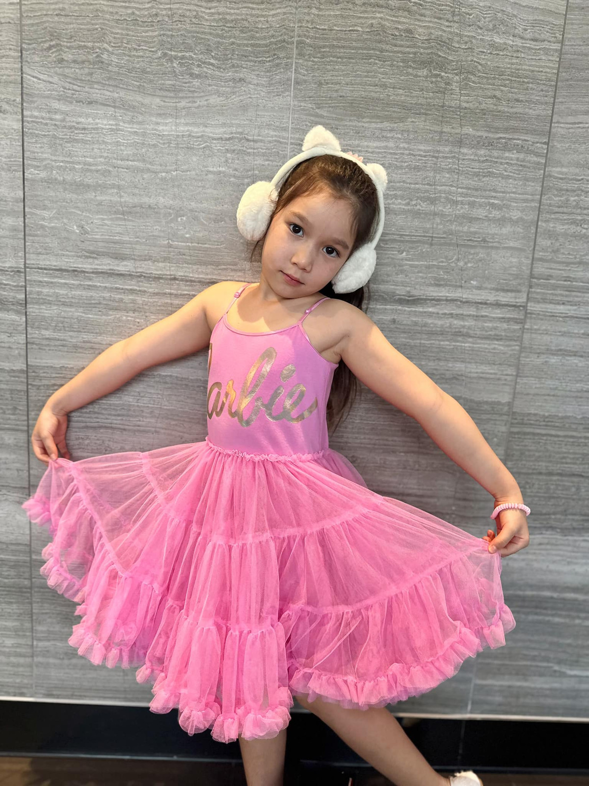 Không ít người còn dự đoán rằng Myla sẽ nối nghiệp mẹ và trở thành một người mẫu thành công trong tương lai.