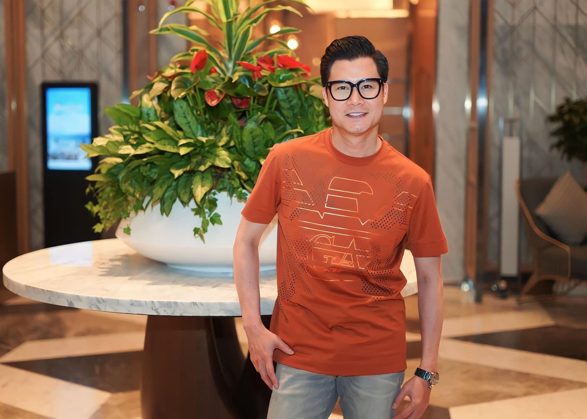 Ca sĩ Quang Dũng trẻ trung tuổi 47.