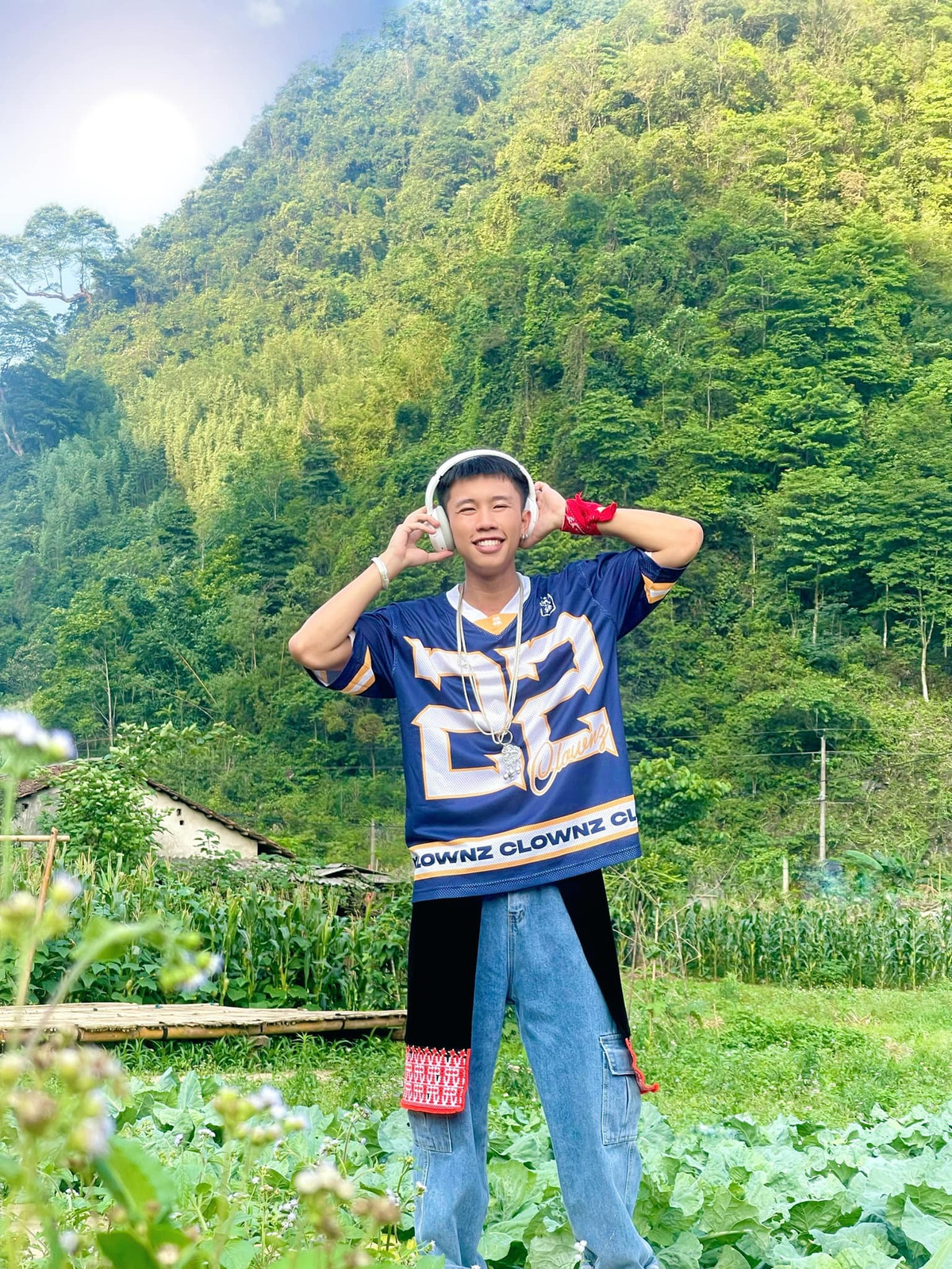 Nỗ lực chuyên tâm hết mình cho vai diễn, Long Vũ đã chinh phục được khán giả. Ảnh: FB Nguyễn Vũ