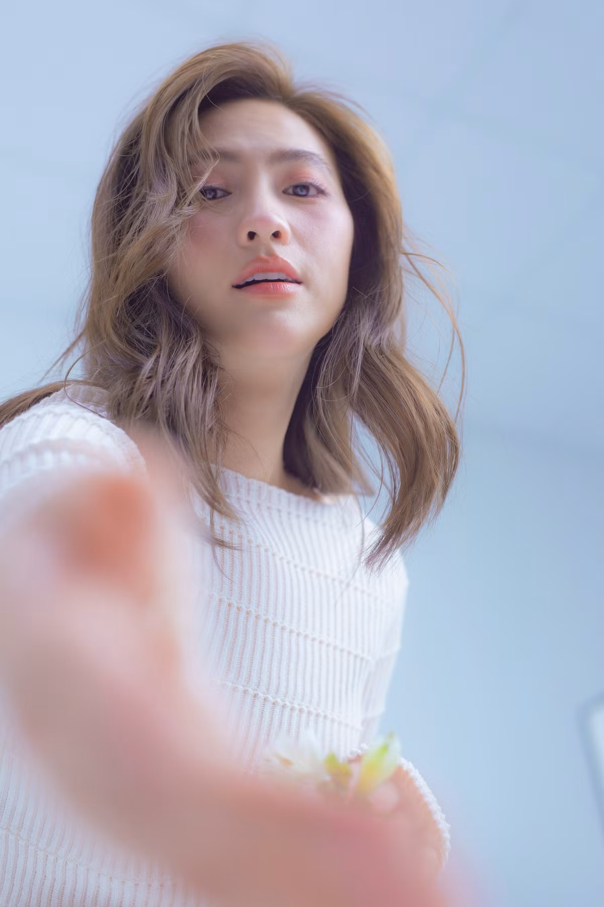 Bước sang tuổi 32, Phương Anh Đào được nhận xét trẻ hơn tuổi thật nhờ biết chăm sóc ngoại hình kết hợp phong cách thời trang. Ảnh: FB Phương Anh Đào