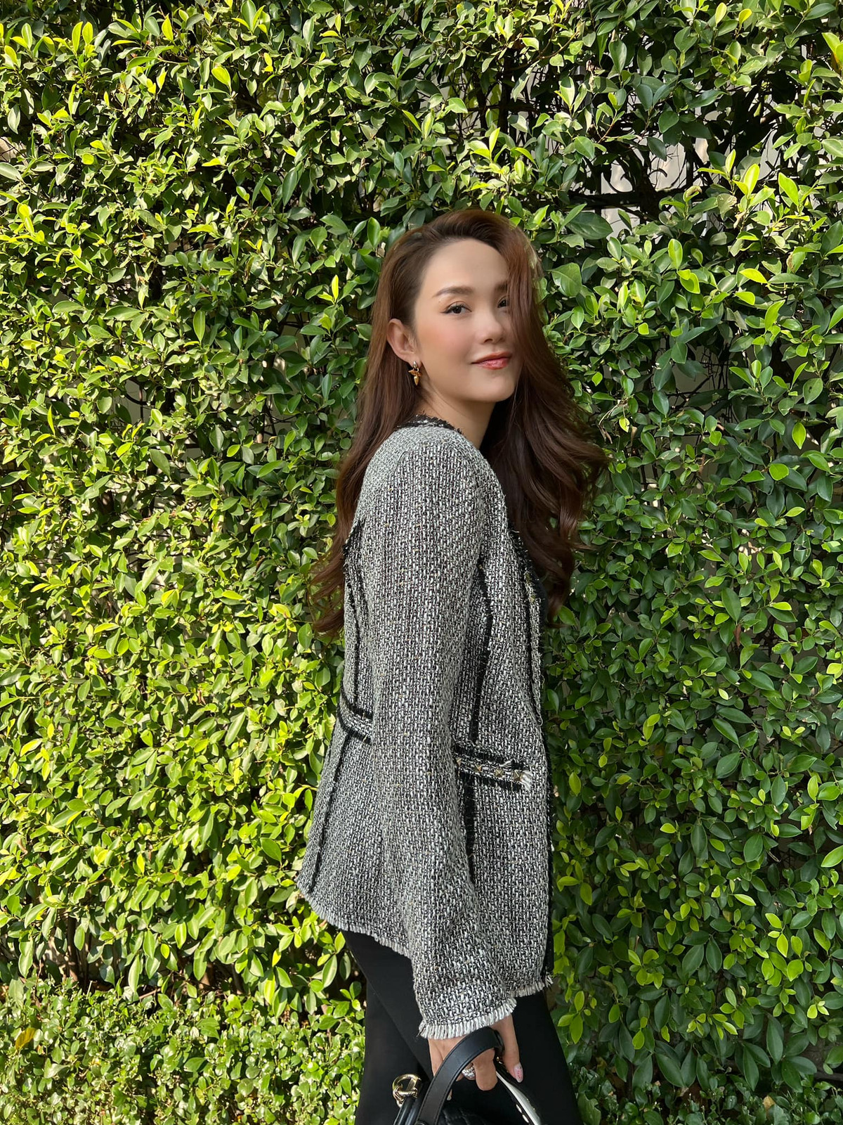 Dù vướng không ít tin đồn phẫu thuật thẩm mỹ nhưng không ai có thể phủ nhận, Minh Hằng ngày cuốn hút mắt và đẹp sắc sảo. Ảnh: FB Minh Hằng