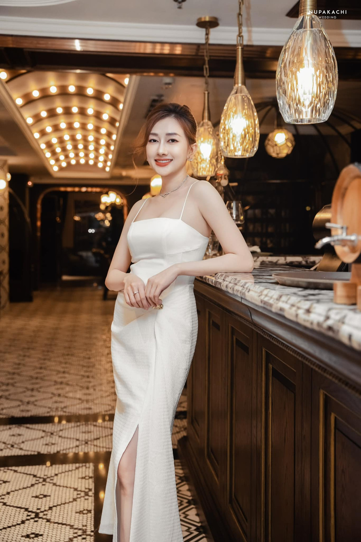 Bên cạnh đó, vóc dáng cân đối, quyến rũ của cô càng khiến khán giả không thể rời mắt. Ảnh: FB Phương Lan