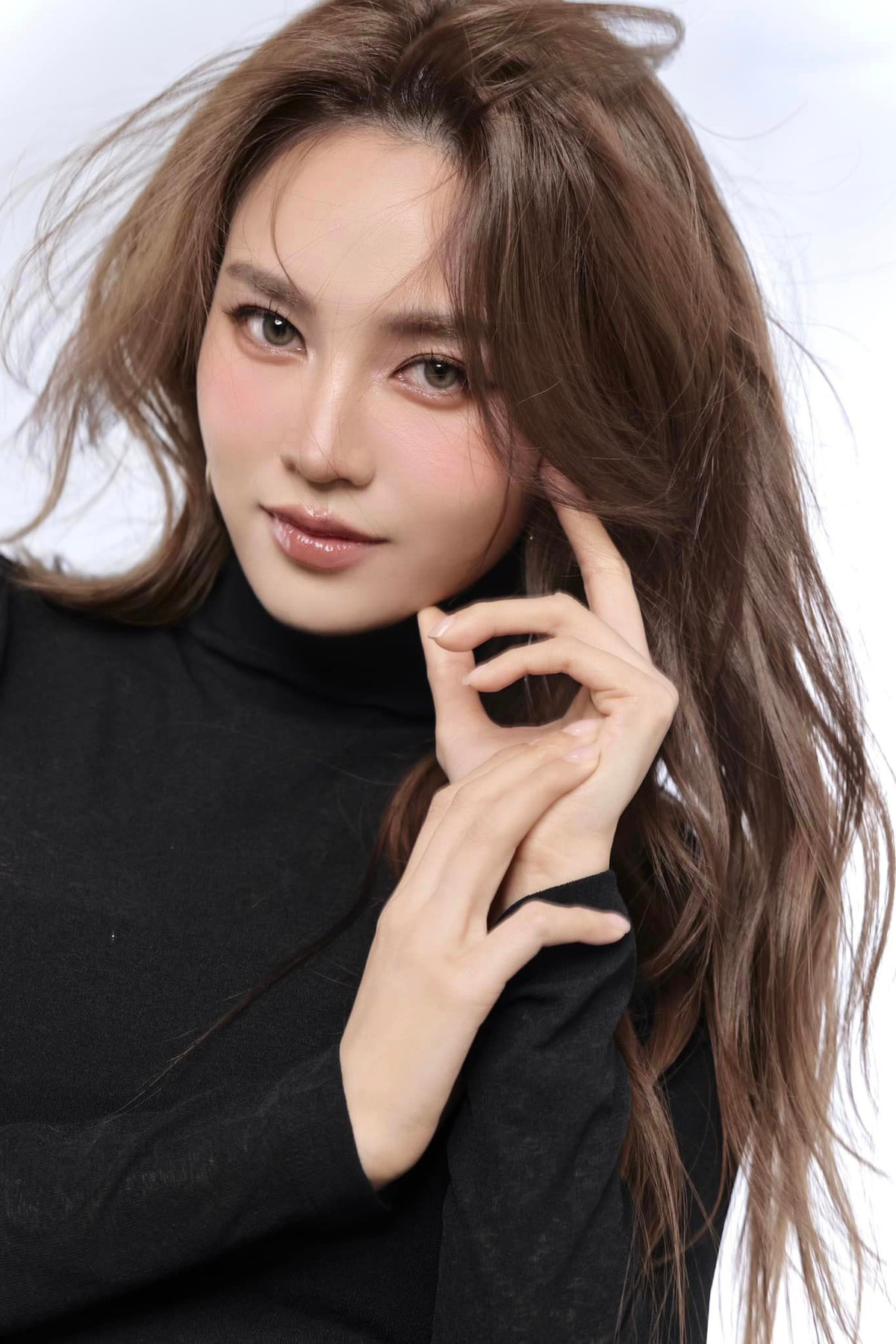 Chị đẹp Ninh Dương Lan Ngọc khoe visual sáng bừng trong loạt ảnh mới. Ảnh: FB Ninh Dương Lan Ngọc