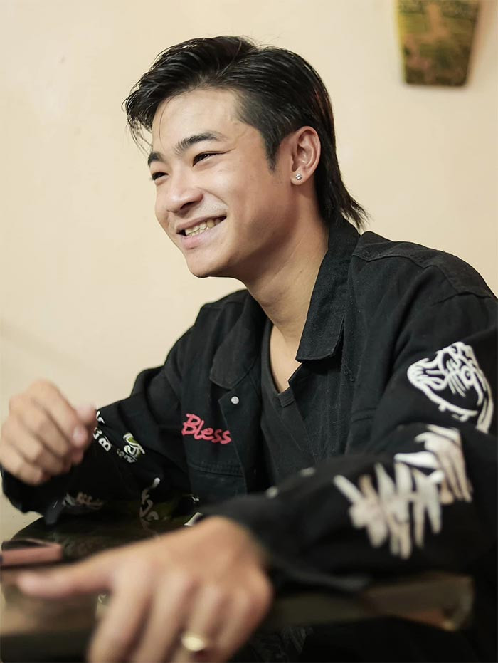 Võ Hoài Vũ - con trai NSƯT Võ Hoài Nam, vào vai Quang trong phim "Đi giữa trời rực rỡ". (Ảnh: FB Võ Hoài Vũ)