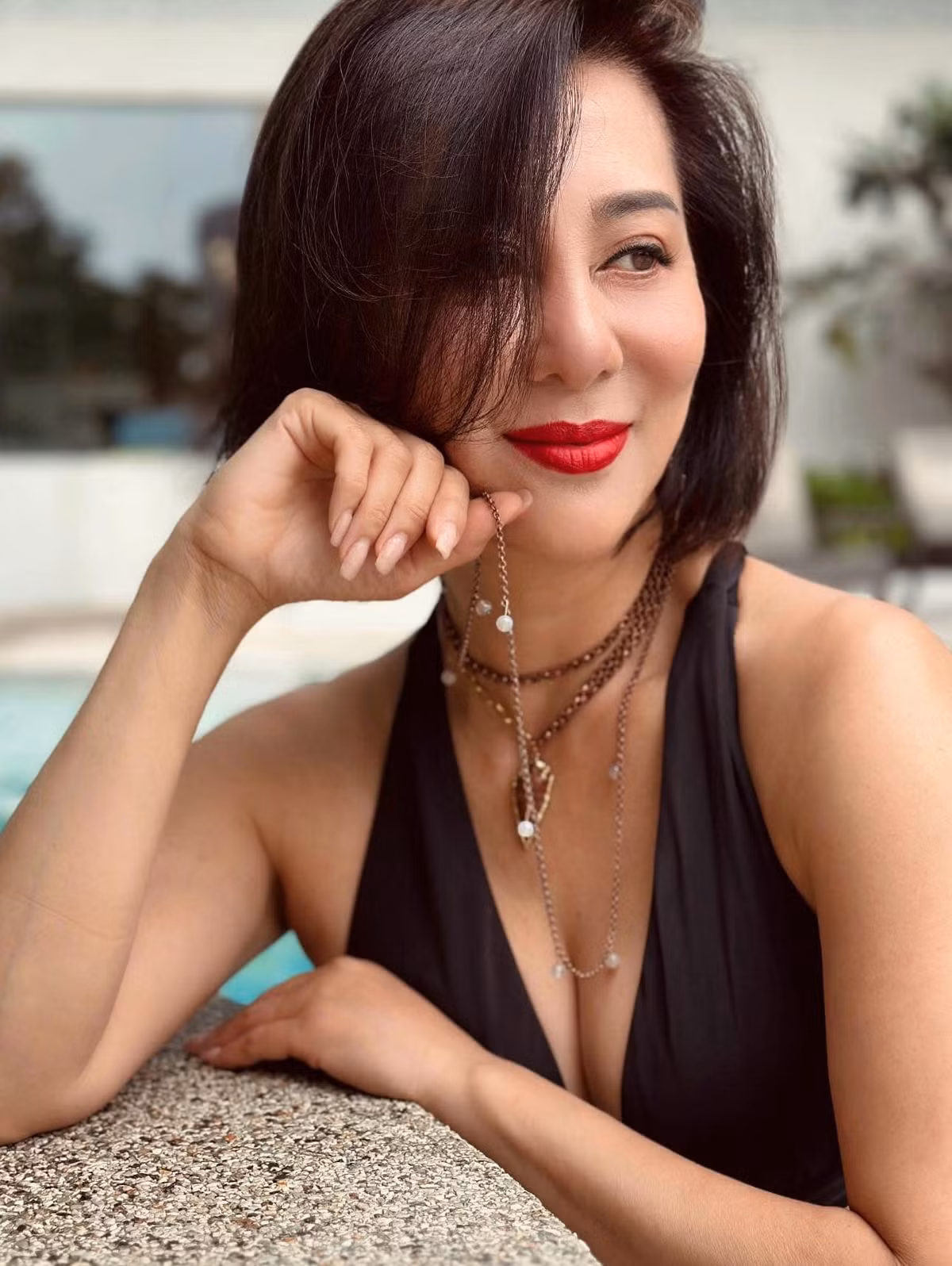 Người đẹp vẫn sở hữu body săn chắc, khuôn mặt trẻ trung. Ảnh: FB Nguyen Cao Ky Duyen