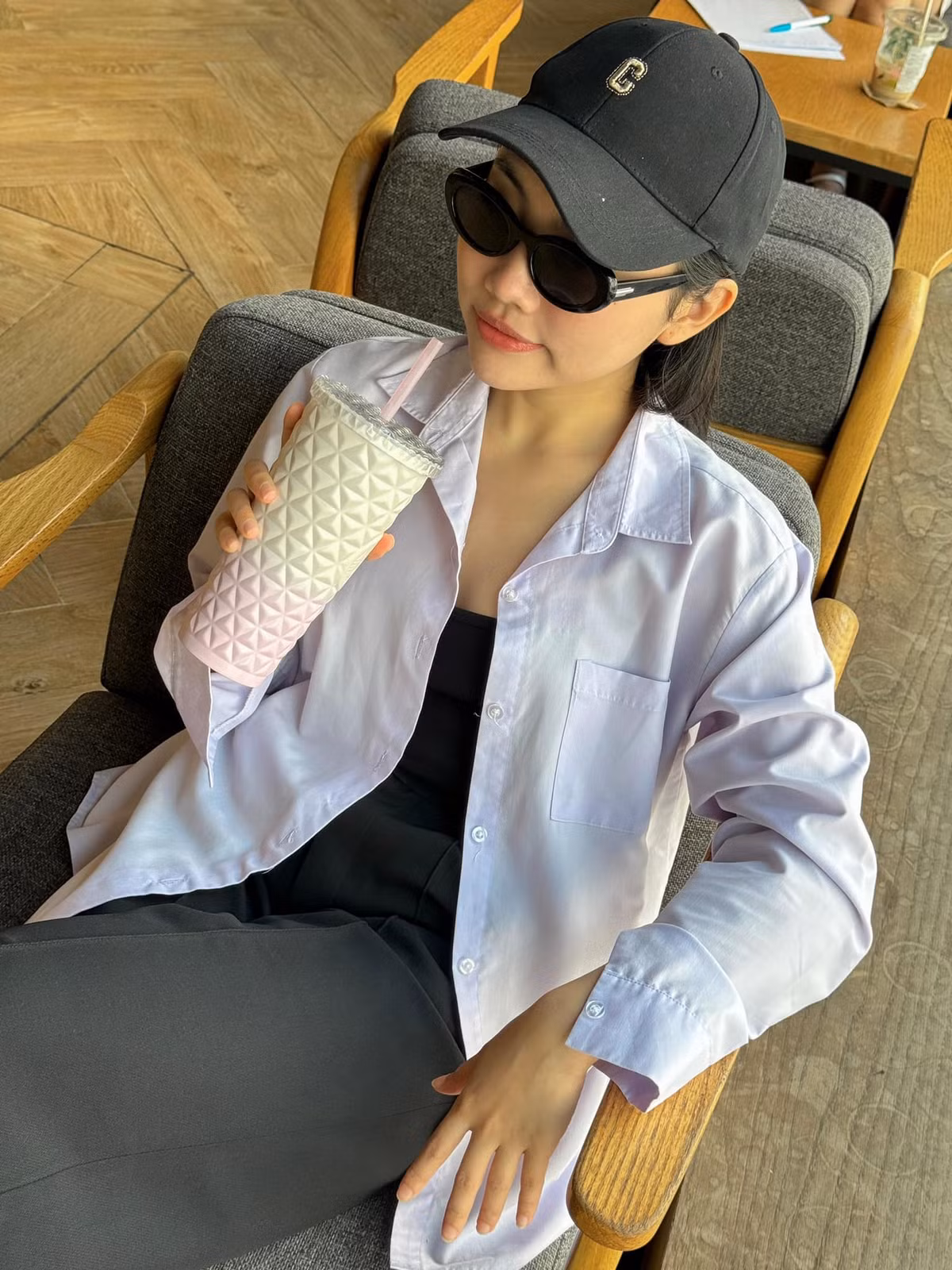 Phương Mỹ Chi từng tổ chức liveshow riêng, quảng cáo cho nhiều nhãn hàng, tham gia các chương trình truyền hình. Ảnh: FB Phương Mỹ Chi