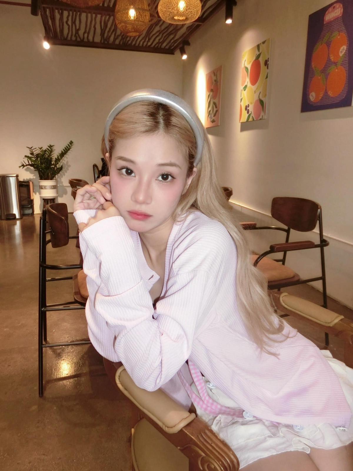 Hoàng Yến Chibi được nhận xét ngày càng thăng hạng về nhan sắc và phong cách thời trang. Ảnh: FB Hoàng Yến