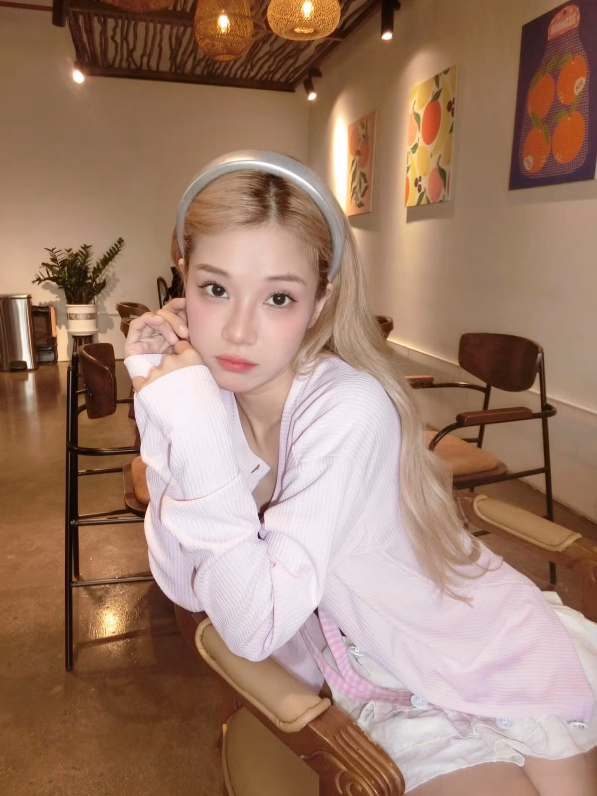 Hoàng Yến Chibi được nhận xét ngày càng thăng hạng về nhan sắc và phong cách thời trang. Ảnh: FB Hoàng Yến