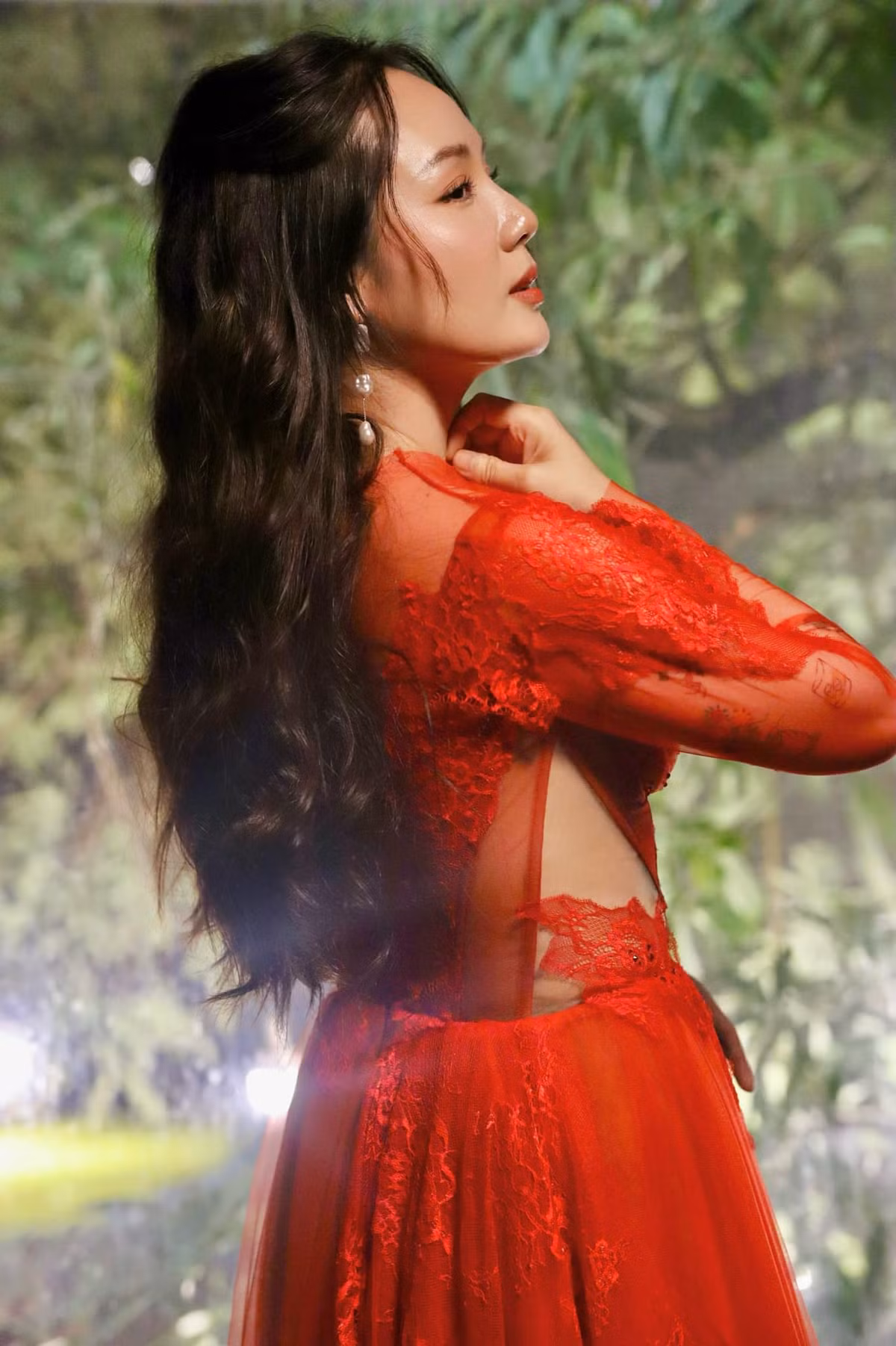 Em gái Phương Ly cũng không kém cạnh khi sở hữu nhiều hình xăm ấn tượng không kém.